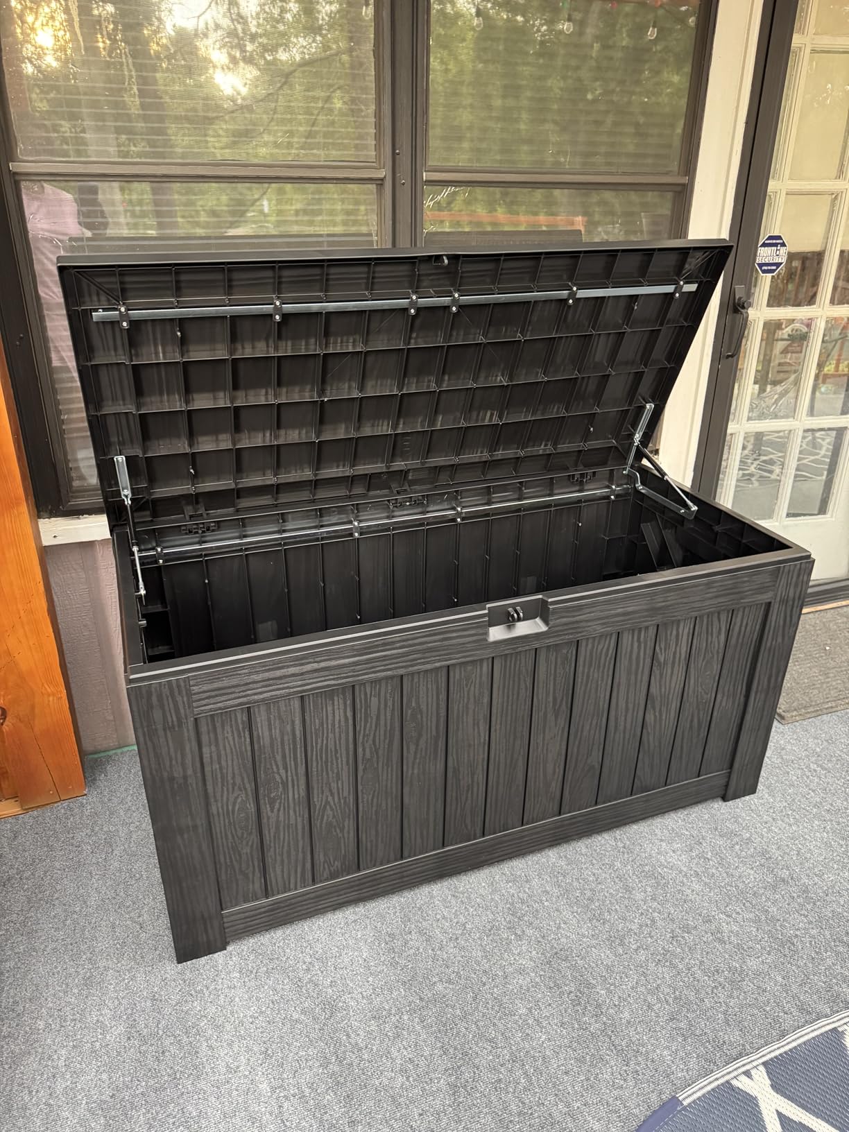 Flamaker Resin Deck Box 120 Gallon Waterproof Large Outdoor Indoor Storage Box Imitation Wood Resin for Patio Furniture Garden Tools and Pool Customer Review Flamaker Resin Deck Box 120 Gallon Waterproof Large Outdoor Indoor Storage Box Imitation Wood Resin for Patio Furniture Garden Tools and Pool - Customer Photo 2