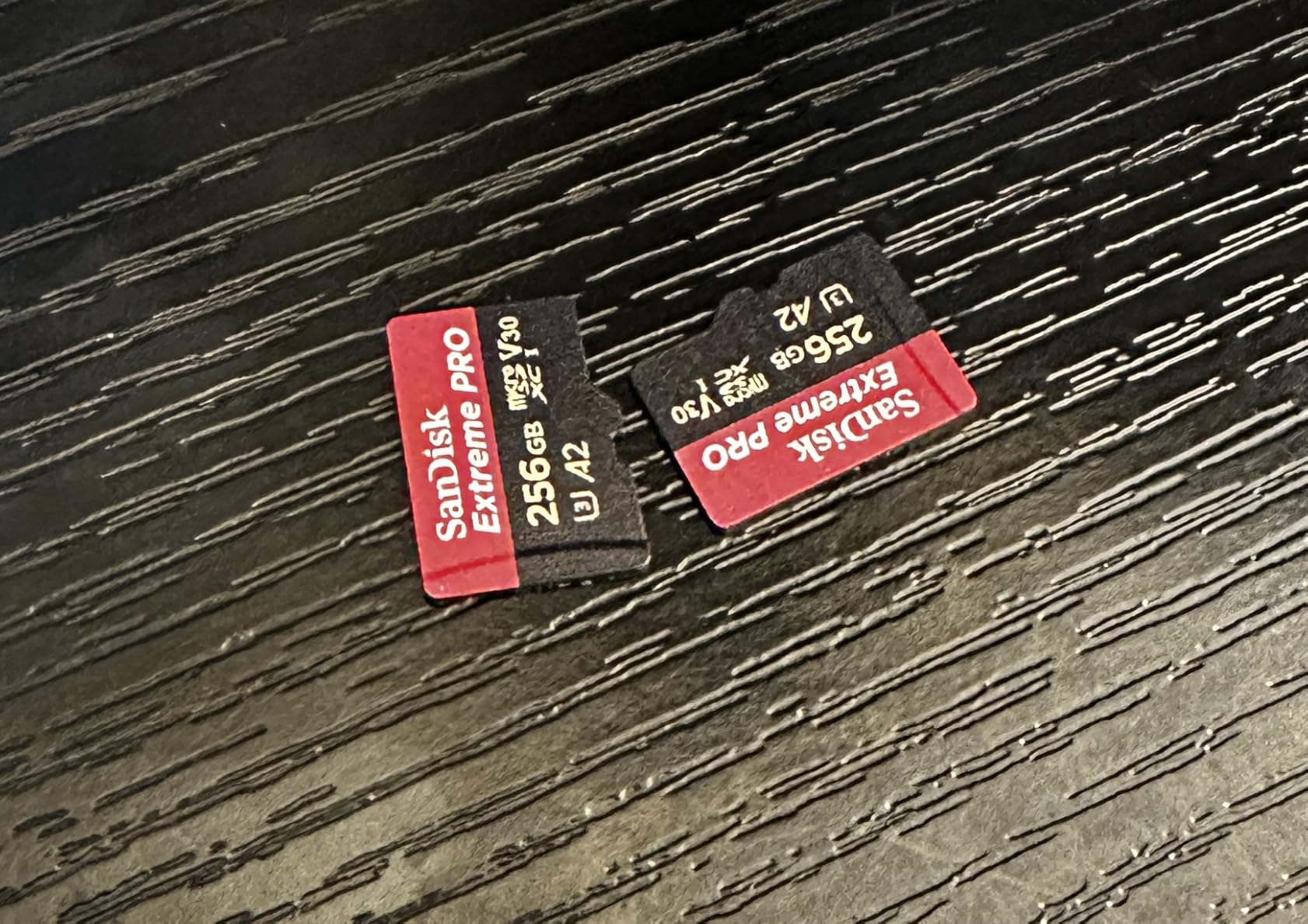 SanDisk 256GB Extreme PRO microSD UHS-I Card with Adapter C10, U3, V30, A2, 200MB/s Read 140MB/s Write SDSQXCD-256G-GN6MA - Customer Photo 2