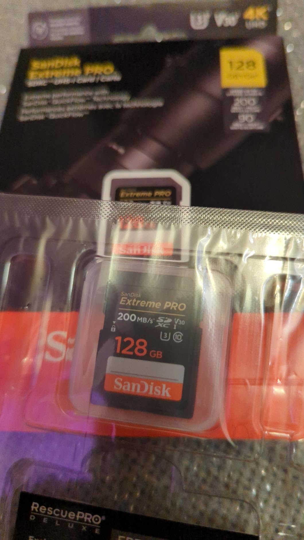 SanDisk 128GB Extreme PRO SDXC UHS-I Memory Card - C10, U3, V30, 4K UHD customer photo 1