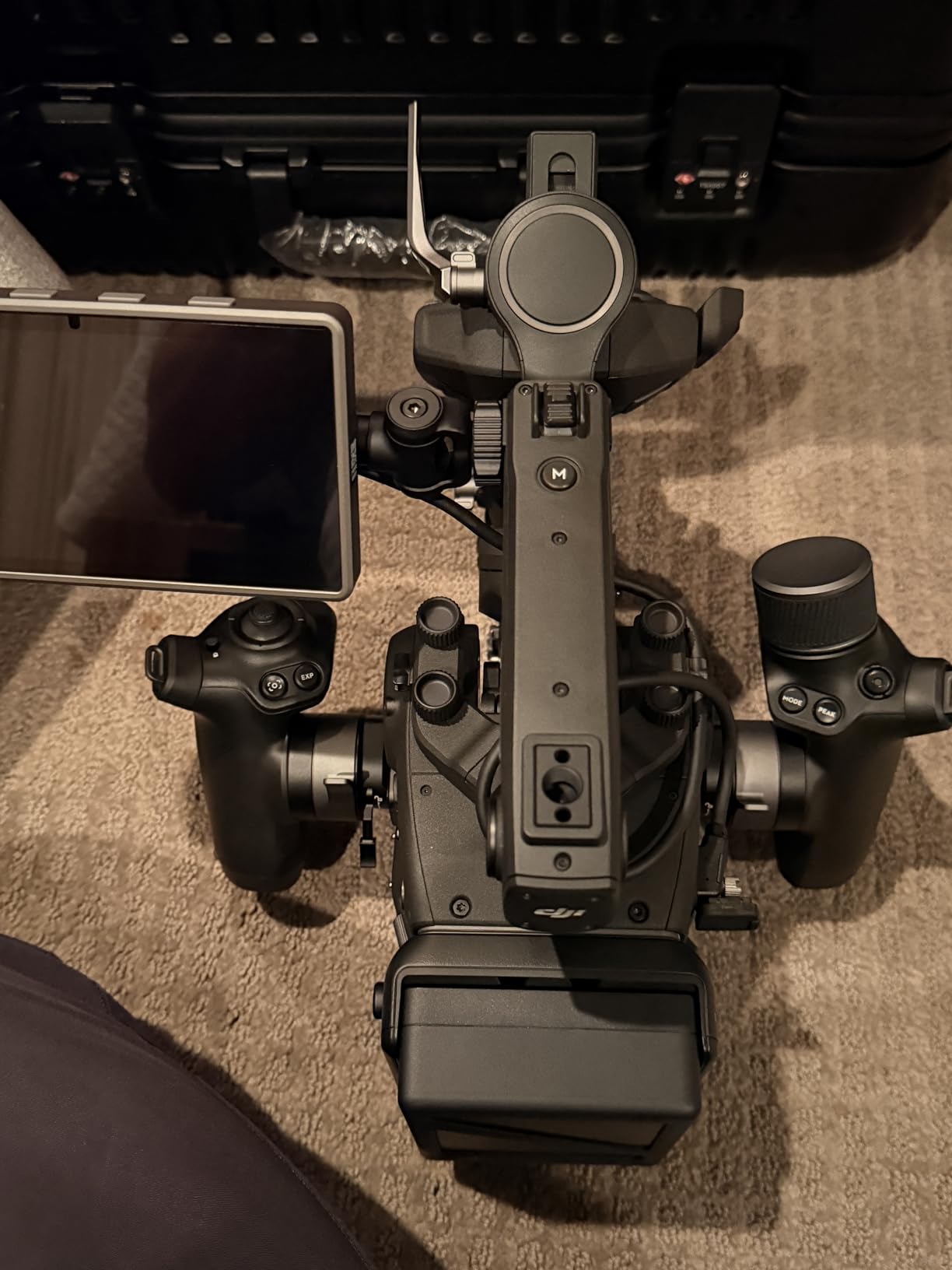 DJI Ronin 4D-6K, 4-Axis Stabilization on Par with a Dolly, Highly Integrated Modular Design, Full-Frame Gimbal Camera, 6K/60fps and 4K/120fps Internal ProRes RAW Recording, LiDAR Range Finder and More Customer Review DJI Ronin 4D-6K, 4-Axis Stabilization on Par with a Dolly, Highly Integrated Modular Design, Full-Frame Gimbal Camera, 6K/60fps and 4K/120fps Internal ProRes RAW Recording, LiDAR Range Finder and More - Customer Photo 1