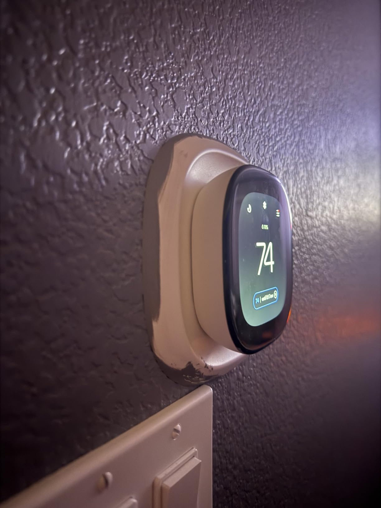 ecobee Smart Thermostat Enhanced Customer Review ecobee Smart Thermostat Enhanced - Customer Photo 2