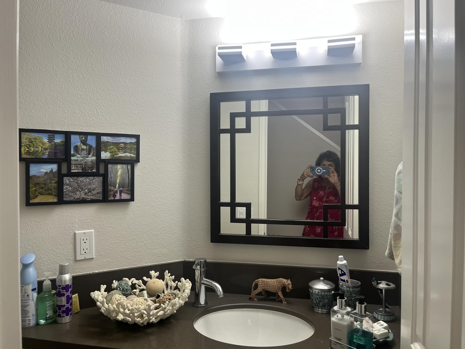 SineRise LED Modern Bathroom Vanity Light Fixtures, Modern Acrylic Bathroom Wall Lighting Fixtures Over Mirror (Cool White 6000K) (3-Light, 24-Inch), Matte Black- Non-dimmable - Customer Photo 1