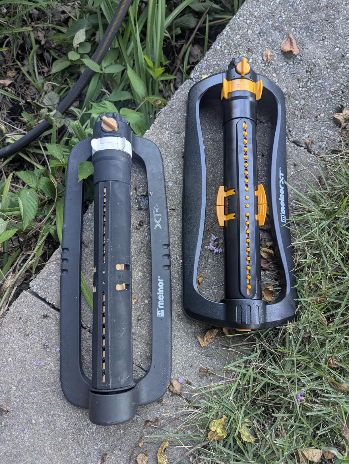 Melnor 65167AMZ XT Turbo Oscillating Sprinkler, 4,500 sq. ft., Quick Connect Bundle, 3-Way Adjustable, Black, Yellow customer photo 1