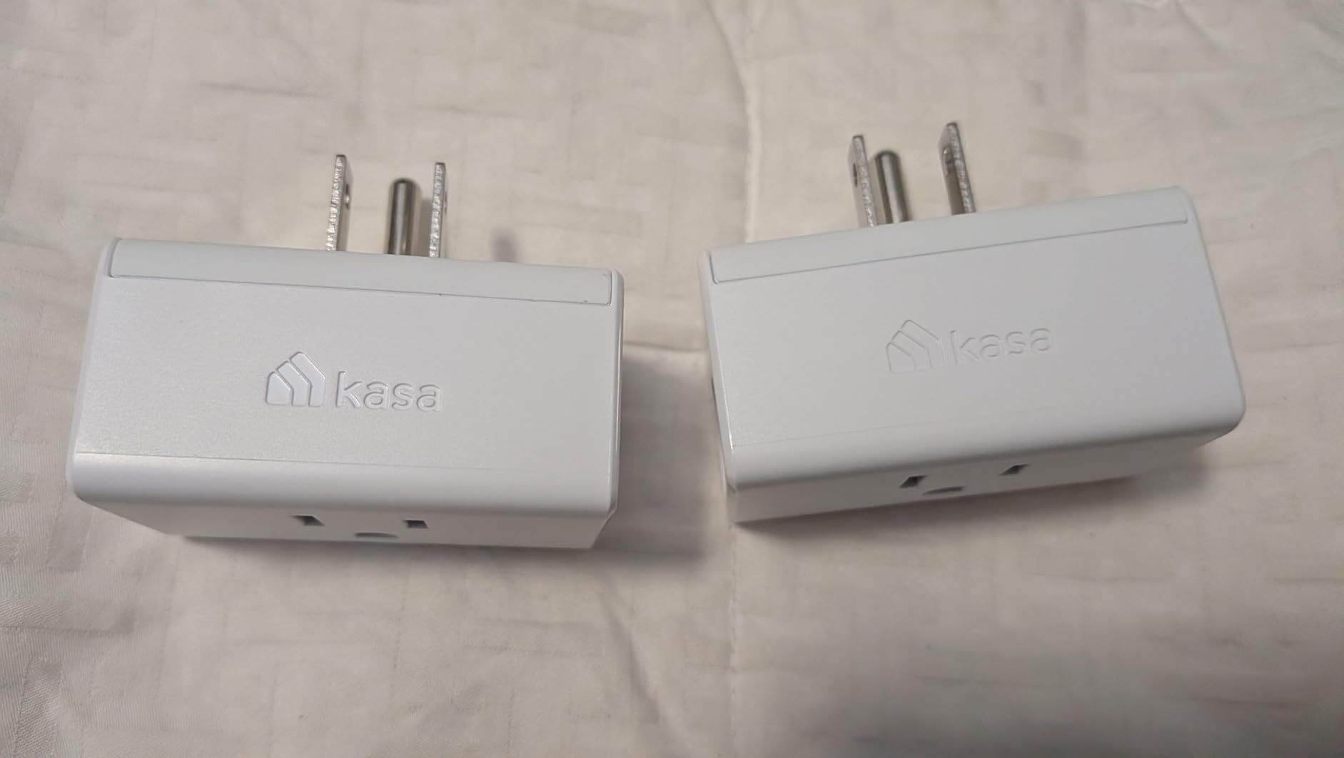 Kasa Plug Mini 15A, Apple HomeKit Supported, Smart Outlet Works with Siri, Alexa & Google Home, UL Certified, App Control, Scheduling, Timer, 2.4G WiFi Only, 4 Count (Pack of 1) (EP25P4), White customer photo 2