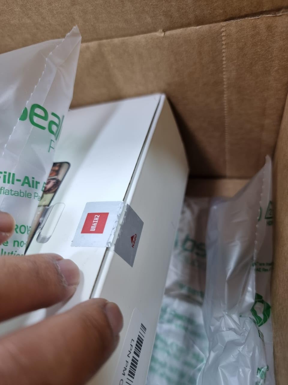 ZHIYUN Smooth Q4 Gimbal Stabilizer, 3-Axis Smartphone Phone Gimbal, Built-in Extension Rod, Foldable and Portable, Android and iPhone Gimbal, Vlogging, TikTok YouTube Video - Customer Photo 1