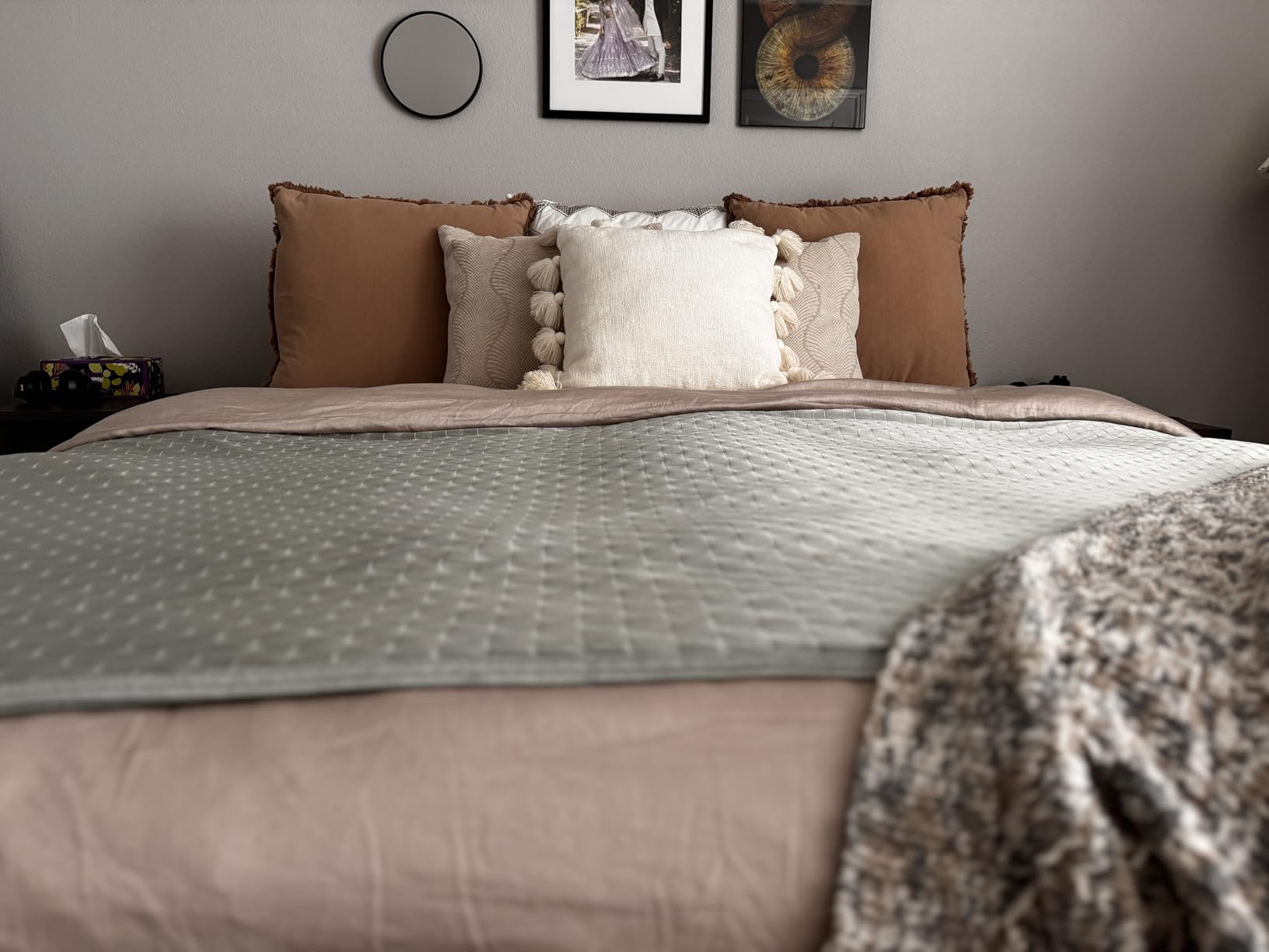 10 Best Cooling Blanket Deals (January 2026) Tested & Compared 18 "AmyHomie
