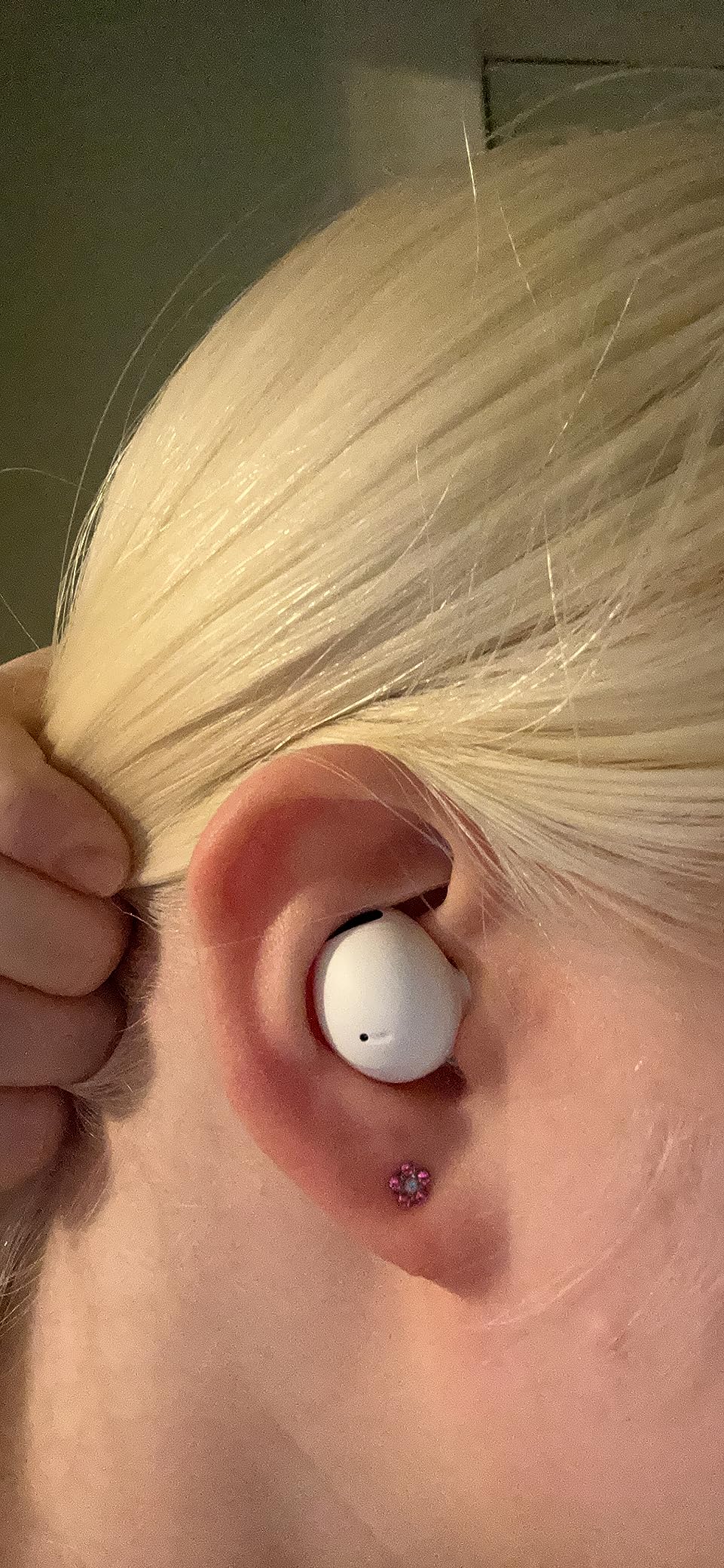 SAMSUNG Galaxy Buds2 Pro True Wireless Bluetooth Earbuds, Graphite, Hi-Fi Sound, 360 Audio, Active Noise Cancelling, Comfort Fit, HD Voice, IPX7 Water Resistant [US Version, 1Yr Manufacturer Warranty] - Customer Photo 4