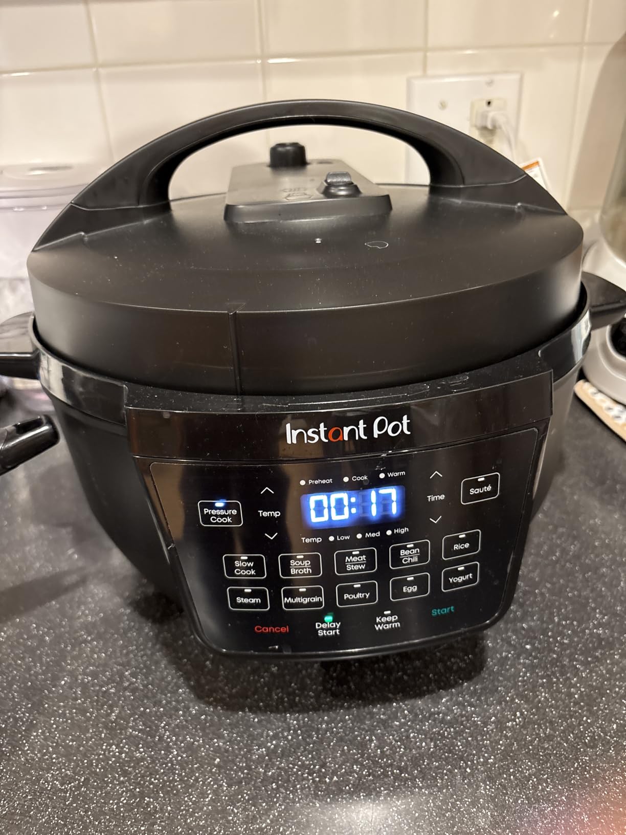 Instant Pot 6QT RIO 7-in-1 Multi-Cooker, Pressure Cooker, Slow cook, Sauté, Steam, Rice Maker, Yogurt, & Warmer, Black, 6 Quarts Customer Review Instant Pot 6QT RIO 7-in-1 Multi-Cooker, Pressure Cooker, Slow cook, Sauté, Steam, Rice Maker, Yogurt, & Warmer, Black, 6 Quarts - Customer Photo 3