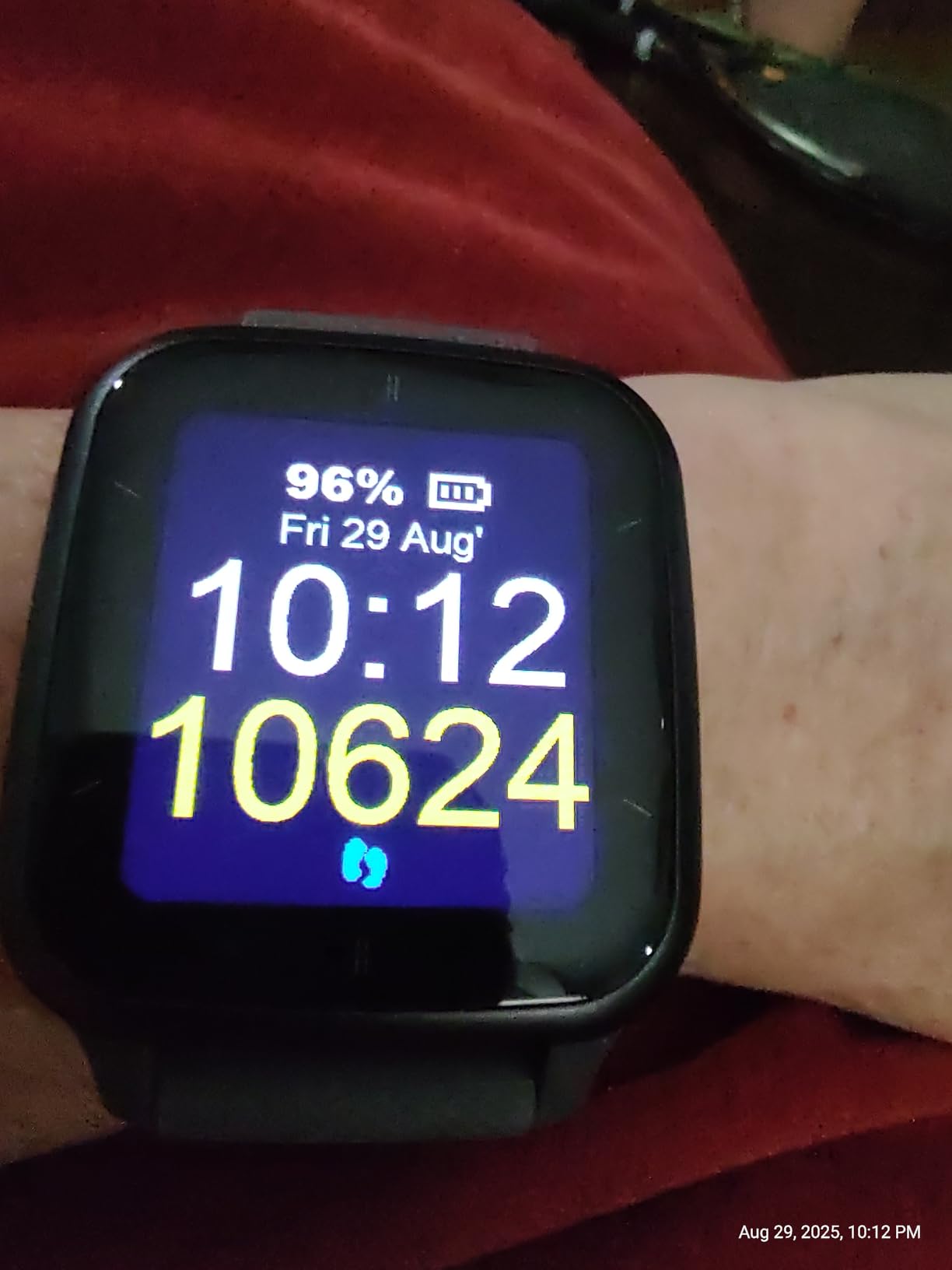 Garmin Venu Sq 2 GPS Smartwatch, All-Day Health Monitoring, Long-Lasting Battery Life, AMOLED Display, Slate and Shadow Gray Customer Review Garmin Venu Sq 2 GPS Smartwatch, All-Day Health Monitoring, Long-Lasting Battery Life, AMOLED Display, Slate and Shadow Gray - Customer Photo 4