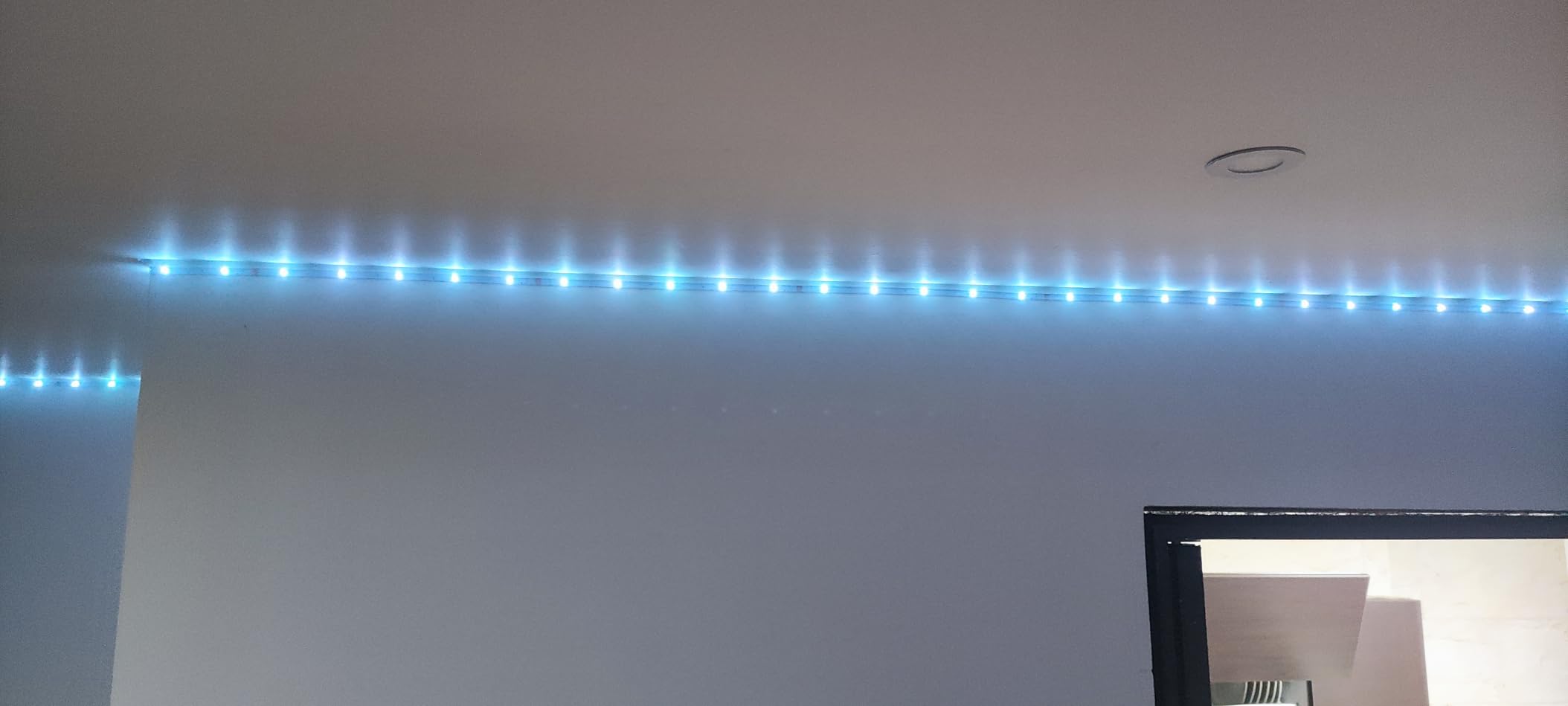 AILBTON 100ft Outdoor LED Strip Lights Waterproof,IP68 Outside Led Light Strips Waterproof with Bluetooth App Remote Control,Music Sync RGB Exterior Led Rope Lights,for Balcony,Deck,Roof,Garden,Pool Customer Review AILBTON 100ft Outdoor LED Strip Lights Waterproof,IP68 Outside Led Light Strips Waterproof with Bluetooth App Remote Control,Music Sync RGB Exterior Led Rope Lights,for Balcony,Deck,Roof,Garden,Pool - Customer Photo 1