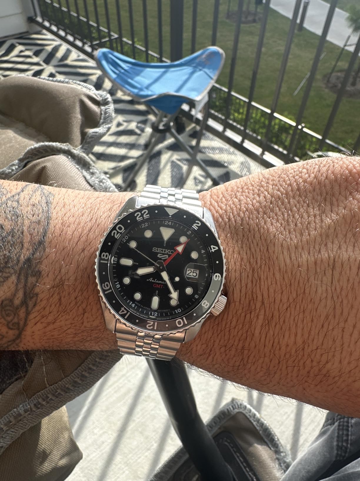 SEIKO SSK001 Automatic Watch for Men - 5 -Sports - Black Dial with Date Calendar and Luminous Hands & Markers and Black & Gray GMT Bezel, 100m Water-Resistant - Customer Photo 2