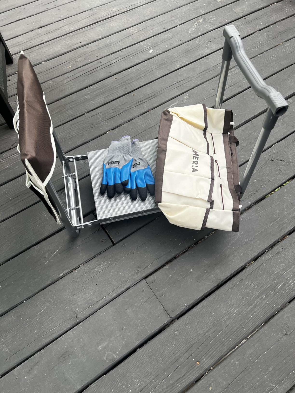 Aimerla Foldable Garden Kneeler Seat Heavy Duty [Upgraded Widened Thick Kneeling Pad] Garden Stool with Large Garden Tool Bags with Pockets - Portable Garden Bench Gardening Gifts for Parents customer photo 1