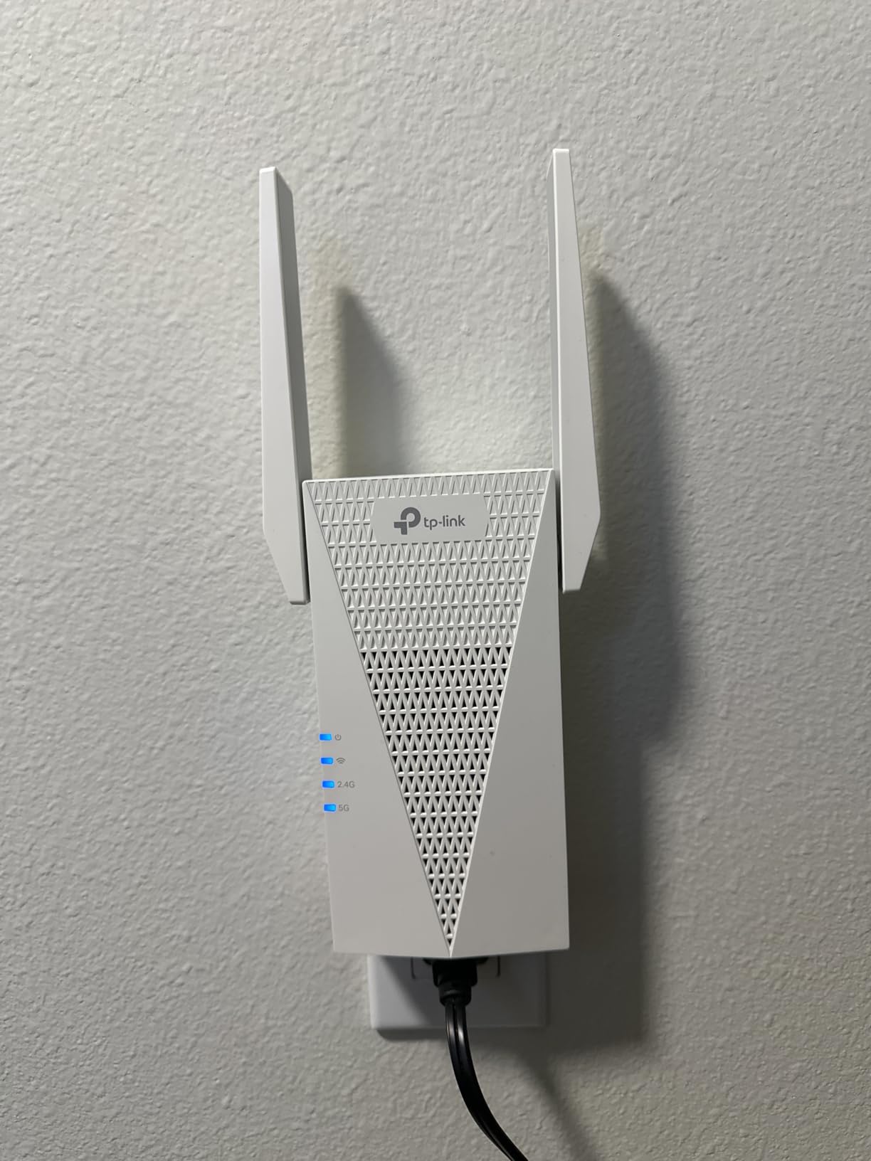 TP-Link AX3000 WiFi 6 Range Extender | PCMag Editor's Choice | Dual-Band Wireless Repeater w/Ethernet Port | Up to 2400 Sq. Ft., 64 Devices | Internet Signal Booster | APP Setup | EasyMesh (RE715X) Customer Review TP-Link AX3000 WiFi 6 Range Extender | PCMag Editor's Choice | Dual-Band Wireless Repeater w/Ethernet Port | Up to 2400 Sq. Ft., 64 Devices | Internet Signal Booster | APP Setup | EasyMesh (RE715X) - Customer Photo 1