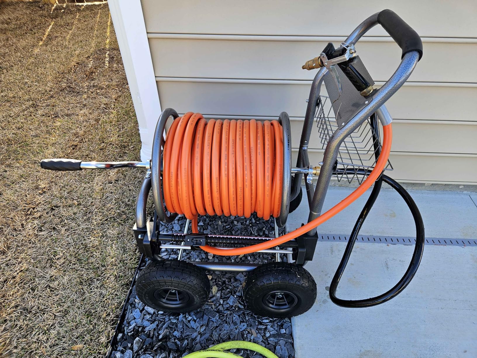 Giraffe Tools Garden Hose Reel Cart, Cart with Wheels Heavy Duty, Industrial Hose Reels for Outside, 250-Feet of 5/8 Giraffe Tools Garden Hose Reel Cart, Cart with Wheels Heavy Duty, Industrial Hose Reels for Outside, 250-Feet of 5/8