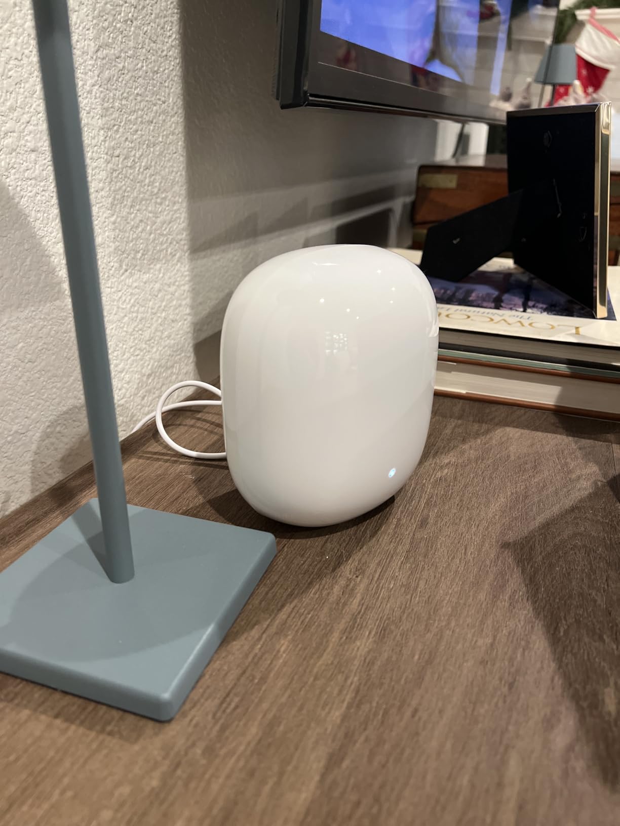 Google Nest WiFi Pro - Wi-Fi 6E - Reliable Home Wi-Fi System with Fast Speed and Whole Home Coverage - Mesh Router - 2 Pack - Snow - Customer Photo 2