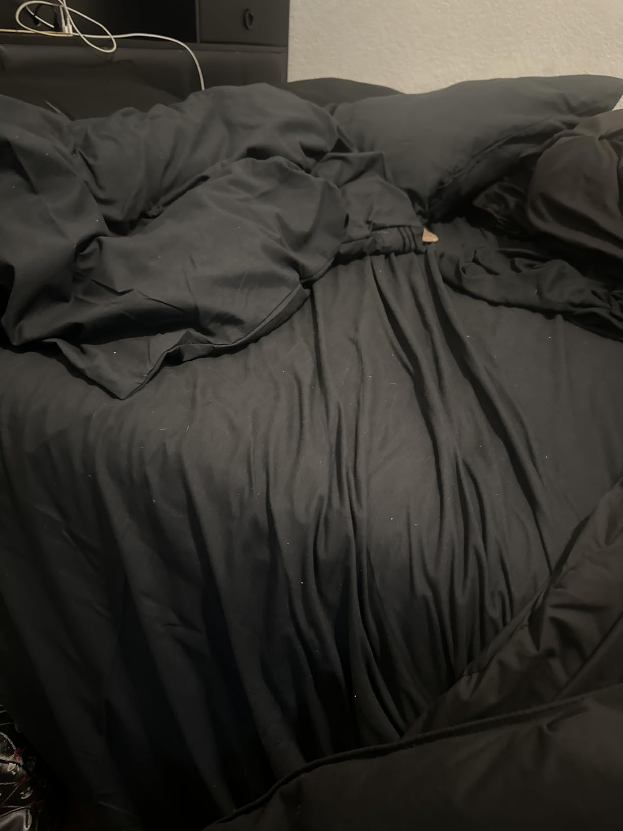 EGOHOME 14 Inch King Size Memory Foam Mattress for Back Pain, Cooling Copper Gel Bed in a Box, Foam Made in USA, CertiPUR-US Certified, Therapeutic Medium Firm, 76x80x14 Black Customer Review EGOHOME 14 Inch King Size Memory Foam Mattress for Back Pain, Cooling Copper Gel Bed in a Box, Foam Made in USA, CertiPUR-US Certified, Therapeutic Medium Firm, 76x80x14 Black - Customer Photo 1