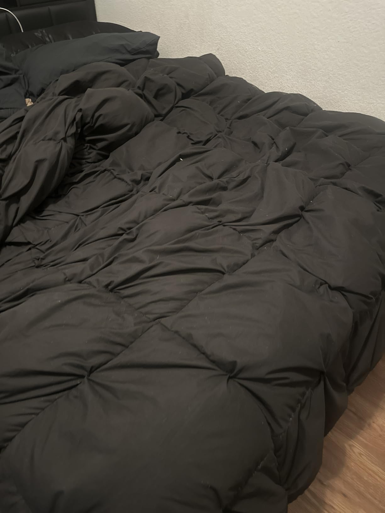 EGOHOME 14 Inch King Size Memory Foam Mattress for Back Pain, Cooling Copper Gel Bed in a Box, Foam Made in USA, CertiPUR-US Certified, Therapeutic Medium Firm, 76x80x14 Black Customer Review EGOHOME 14 Inch King Size Memory Foam Mattress for Back Pain, Cooling Copper Gel Bed in a Box, Foam Made in USA, CertiPUR-US Certified, Therapeutic Medium Firm, 76x80x14 Black - Customer Photo 2