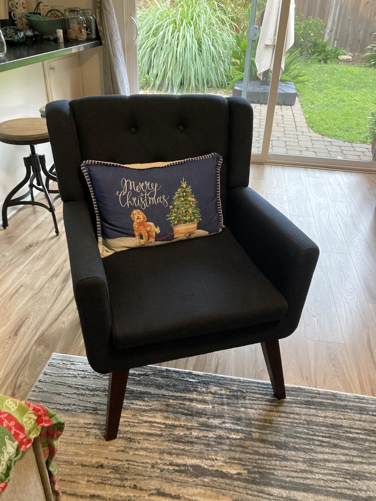 Living&Giving Accent Chair Button-Tufted Upholstered Living Room Chairs Comfy Reading Mid Century Modern with Linen Fabric Lounge Arm for Bedroom (Beige) 29.33D x 28.94W x 34.65H Inch - Customer Photo 1