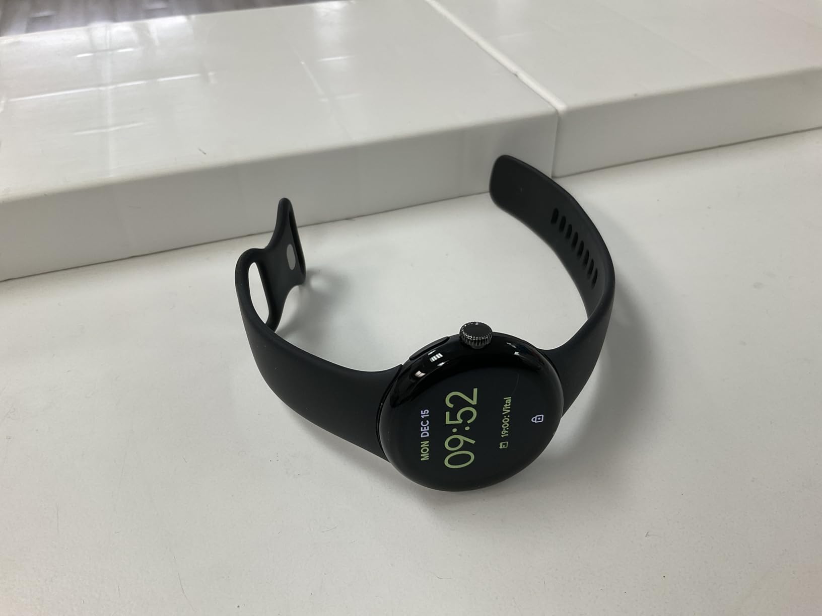 Pixel Watch 1st Gen (Previous Model) - Android Smartwatch with Fitbit Activity Tracking - Heart Rate Tracking Watch - Matte Black Stainless Steel case with Obsidian Active band - WiFi customer photo 1