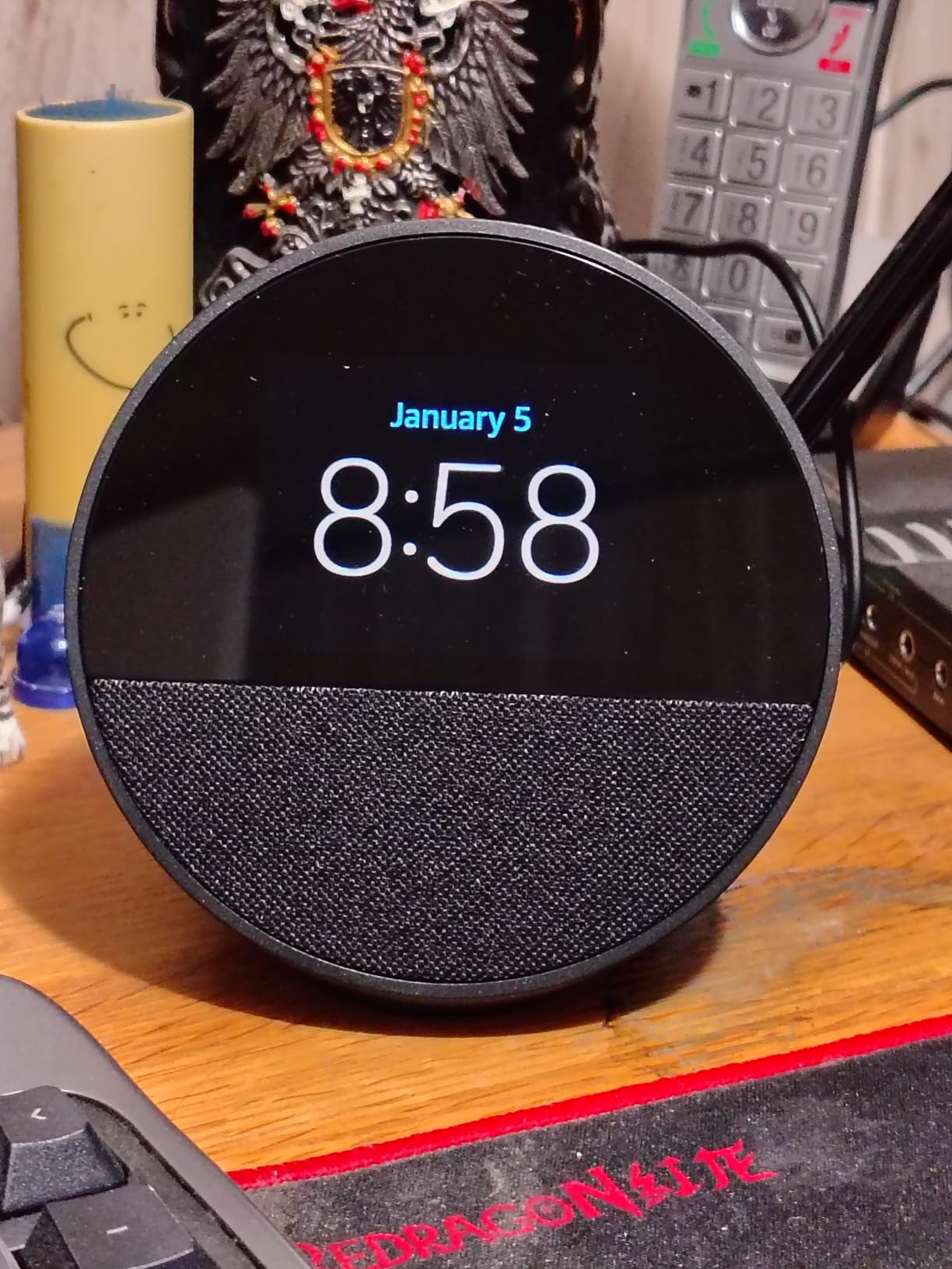 Amazon Echo Spot (newest model), Great for nightstands, offices and kitchens, Smart alarm clock, Designed for Alexa+, Ocean Blue customer photo 2