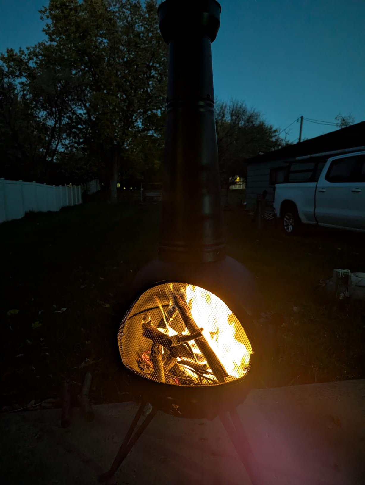 SINGLYFIRE Prairie Fire Outdoor Chiminea Fireplace Deck or Patio Backyard Wooden Fire Pit with Chiminea Cover Rust-Free Iron Black - Customer Photo 3