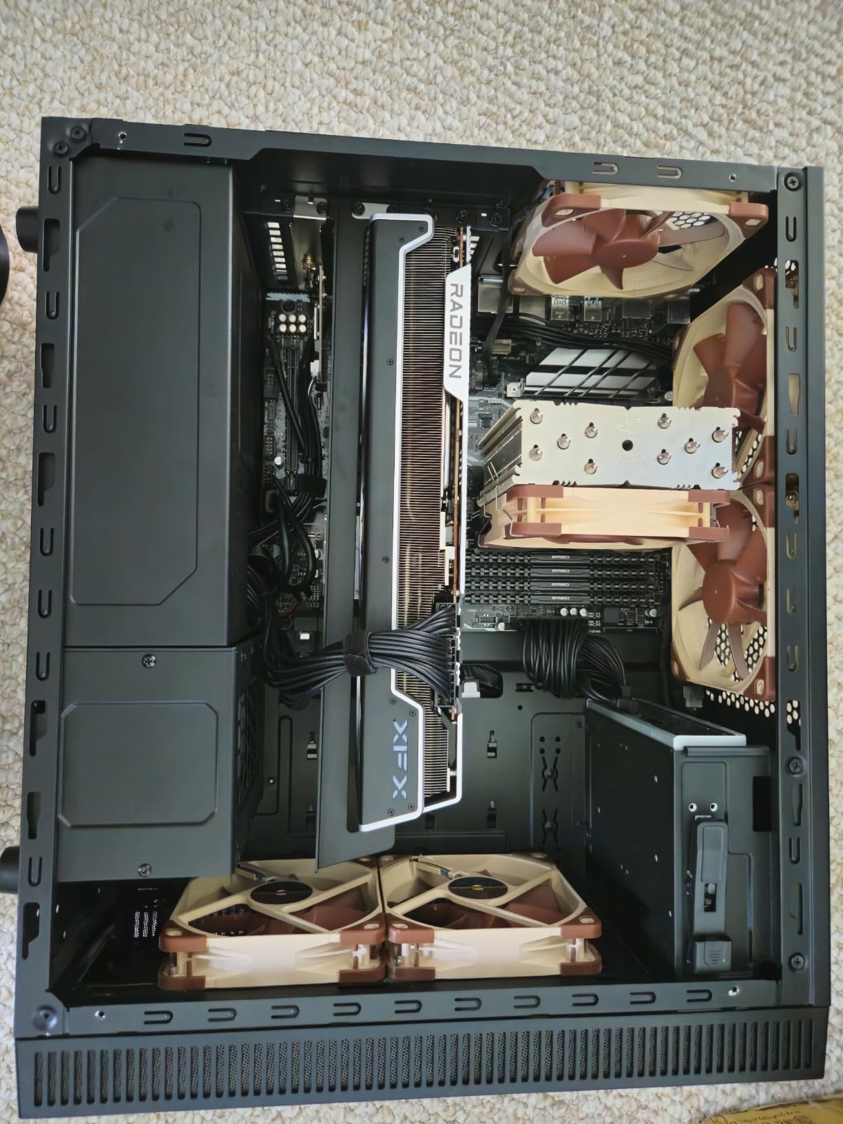 XFX Radeon RX 7900XT Gaming Graphics Card with 20GB GDDR6, AMD RDNA 3 RX-79TMBABF9 customer photo 2