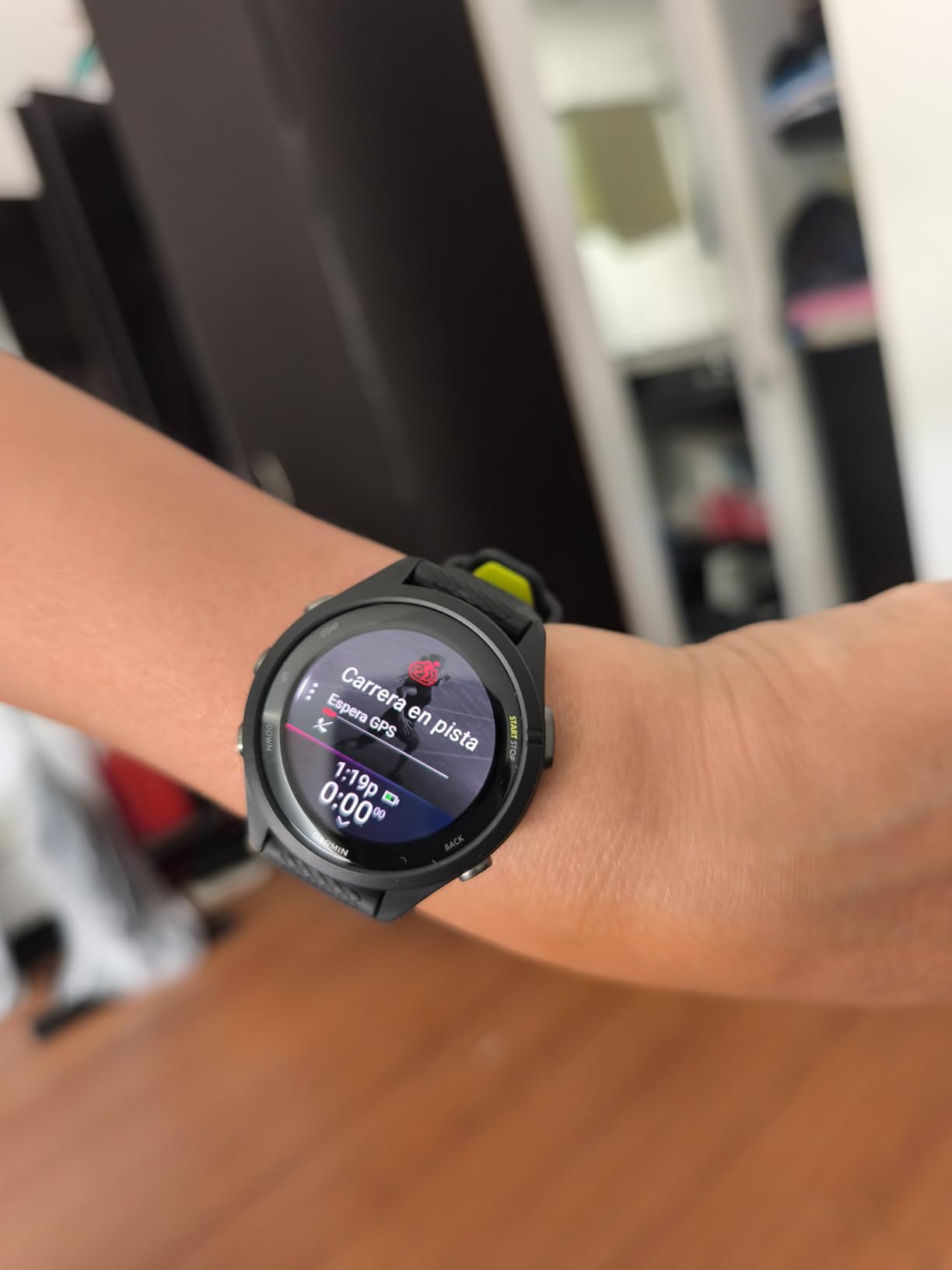 Garmin Forerunner 265S Running Smartwatch, Colorful AMOLED Display, Training Metrics and Recovery Insights, Whitestone and Neo Tropic Customer Review Garmin Forerunner 265S Running Smartwatch, Colorful AMOLED Display, Training Metrics and Recovery Insights, Whitestone and Neo Tropic - Customer Photo 4