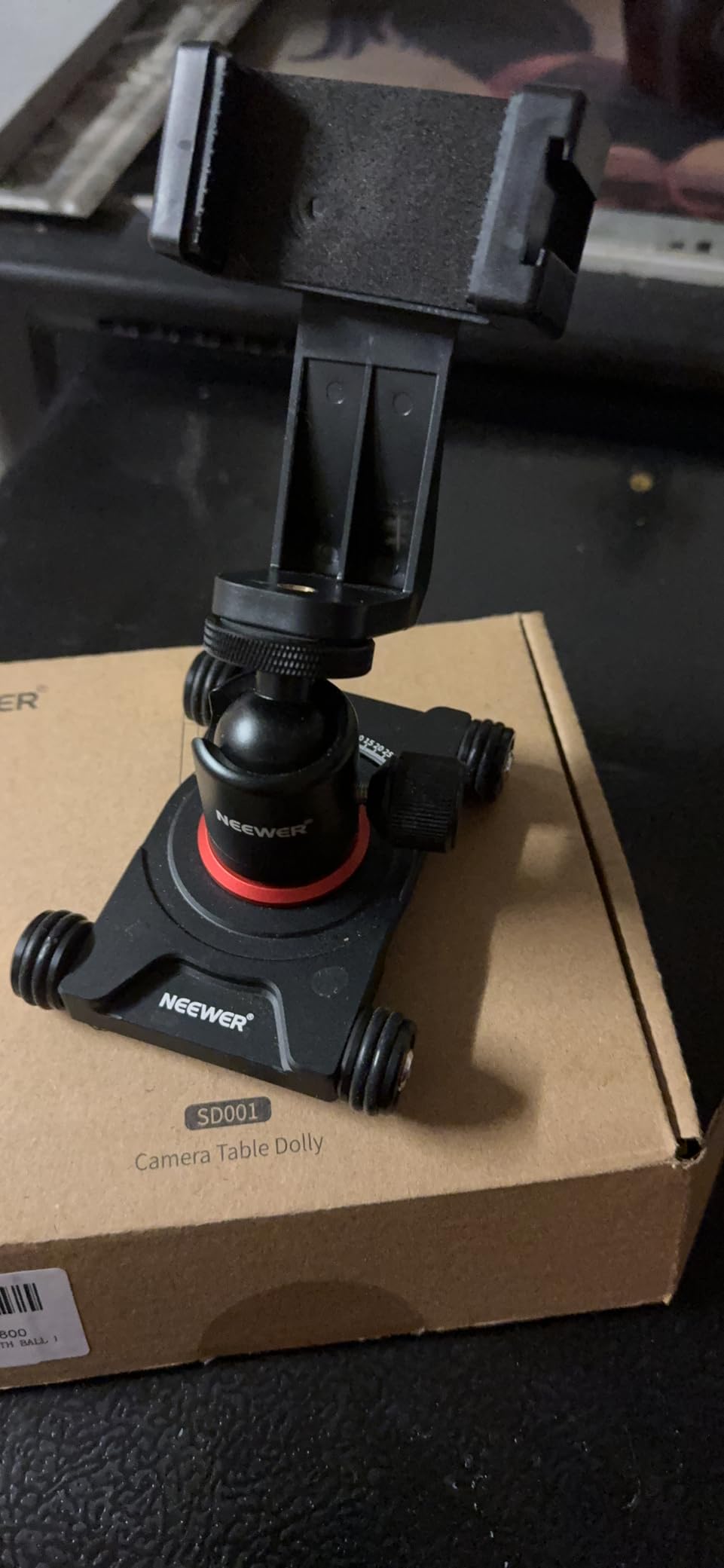 NEEWER Camera Slider Dolly with Ball Head & Phone Clamp,4 Wheeled Tabletop Dolly Manual Skater with 360° Panorama Compatible with DSLR Camera Video Camcorder GoPro iPhone and Android Smartphone, SD001 Customer Review NEEWER Camera Slider Dolly with Ball Head & Phone Clamp,4 Wheeled Tabletop Dolly Manual Skater with 360° Panorama Compatible with DSLR Camera Video Camcorder GoPro iPhone and Android Smartphone, SD001 - Customer Photo 2