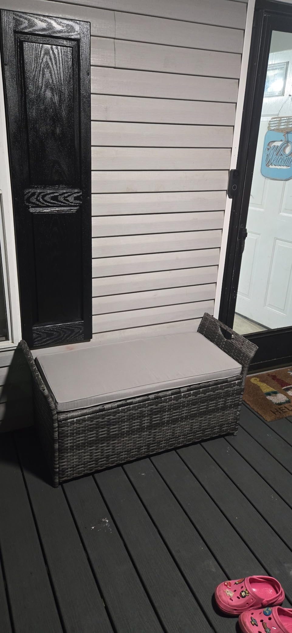 VINGLI 40 Gallon Outdoor Storage Bench with Cushion, Rattan Storage Box, Patio Wicker Deck Box with Seat for Garden | Balcony | Porch | Pool | Yard (Grey Frame + Light Grey Cushion) Customer Review VINGLI 40 Gallon Outdoor Storage Bench with Cushion, Rattan Storage Box, Patio Wicker Deck Box with Seat for Garden | Balcony | Porch | Pool | Yard (Grey Frame + Light Grey Cushion) - Customer Photo 1