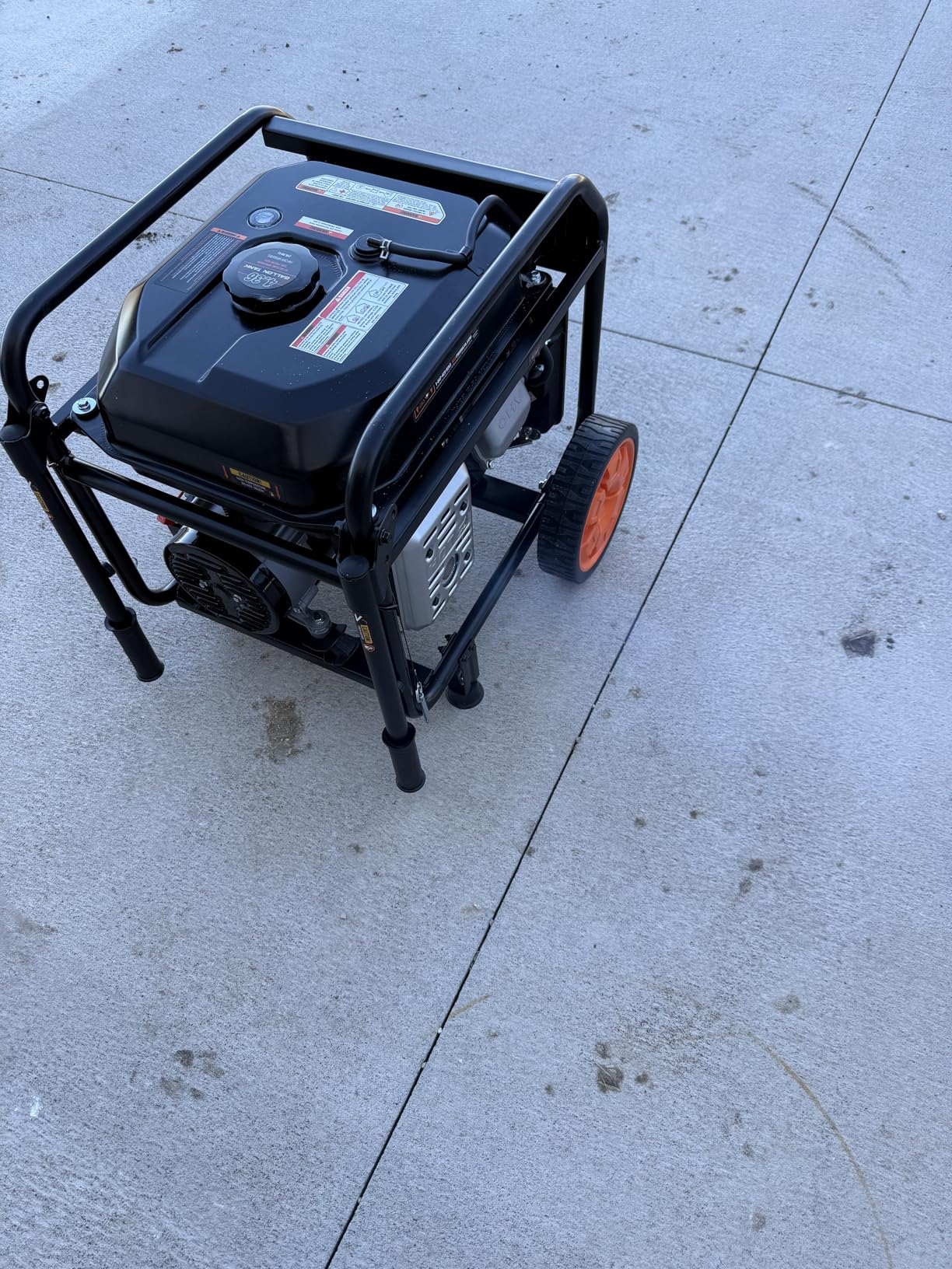 WEN 5600-Watt Portable Generator, Electric Start, 224cc, Transfer-Switch and RV-Ready with CO Shutdown Sensor (GN5602X) - Customer Photo 1