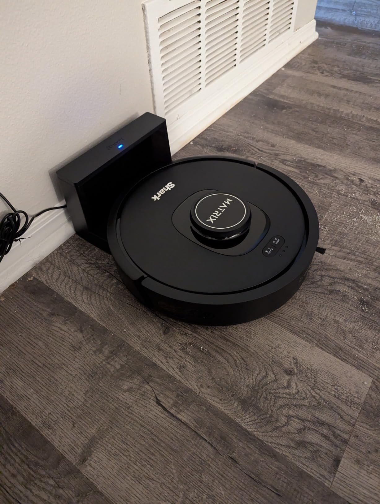 Shark RV2310 Matrix Robot Vacuum with Self-Cleaning Brushroll for Pet Hair, No Spots Missed on Carpets and Hard Floors, Precision Home Mapping, Wi-Fi Black/Silver, 0.5 Quarts Customer Review Shark RV2310 Matrix Robot Vacuum with Self-Cleaning Brushroll for Pet Hair, No Spots Missed on Carpets and Hard Floors, Precision Home Mapping, Wi-Fi Black/Silver, 0.5 Quarts - Customer Photo 1