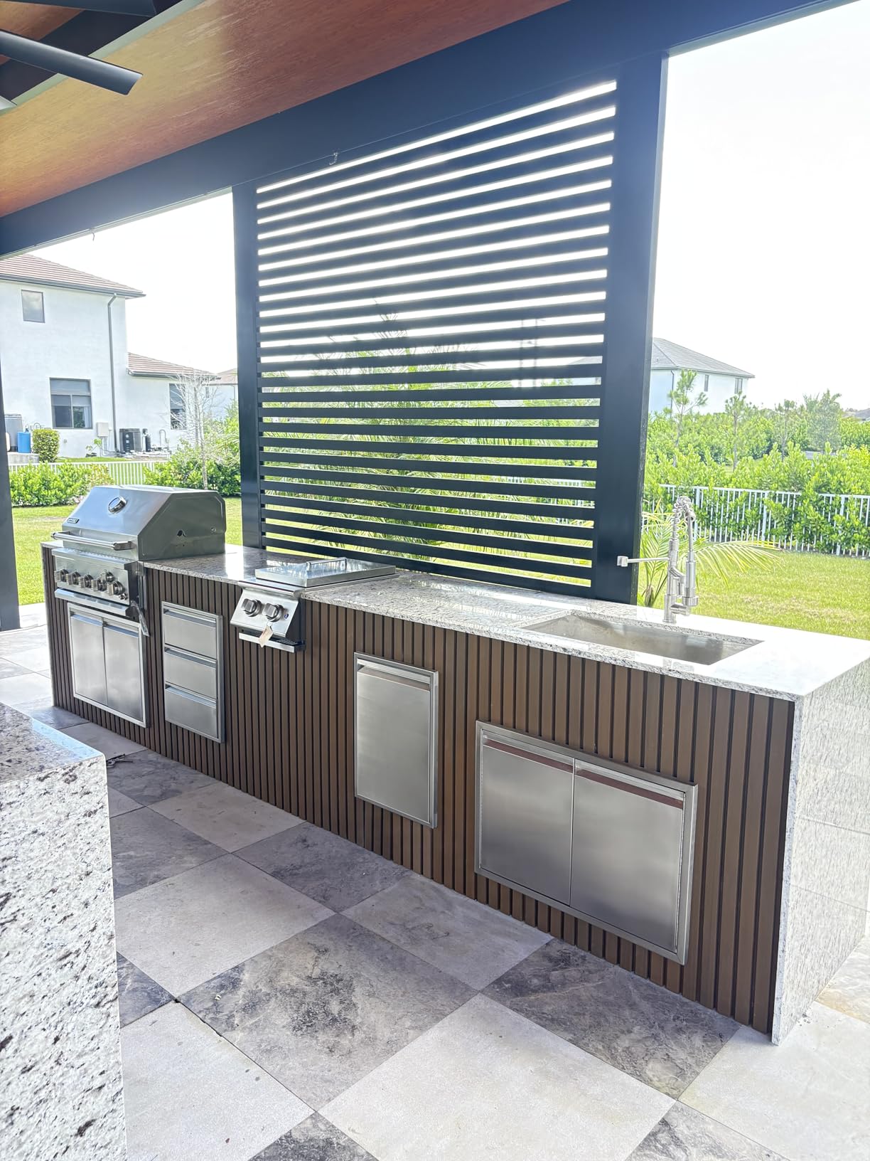 Spire Premium 5 Burner Built In Gas Grill Island Head, Stainless Steel 30 Inch Propane Grill with Rear Burner, 63,000 BTUs, 750 SQ In Racks, Dual Fuel Compatibility - 740-0788P - Customer Photo 2
