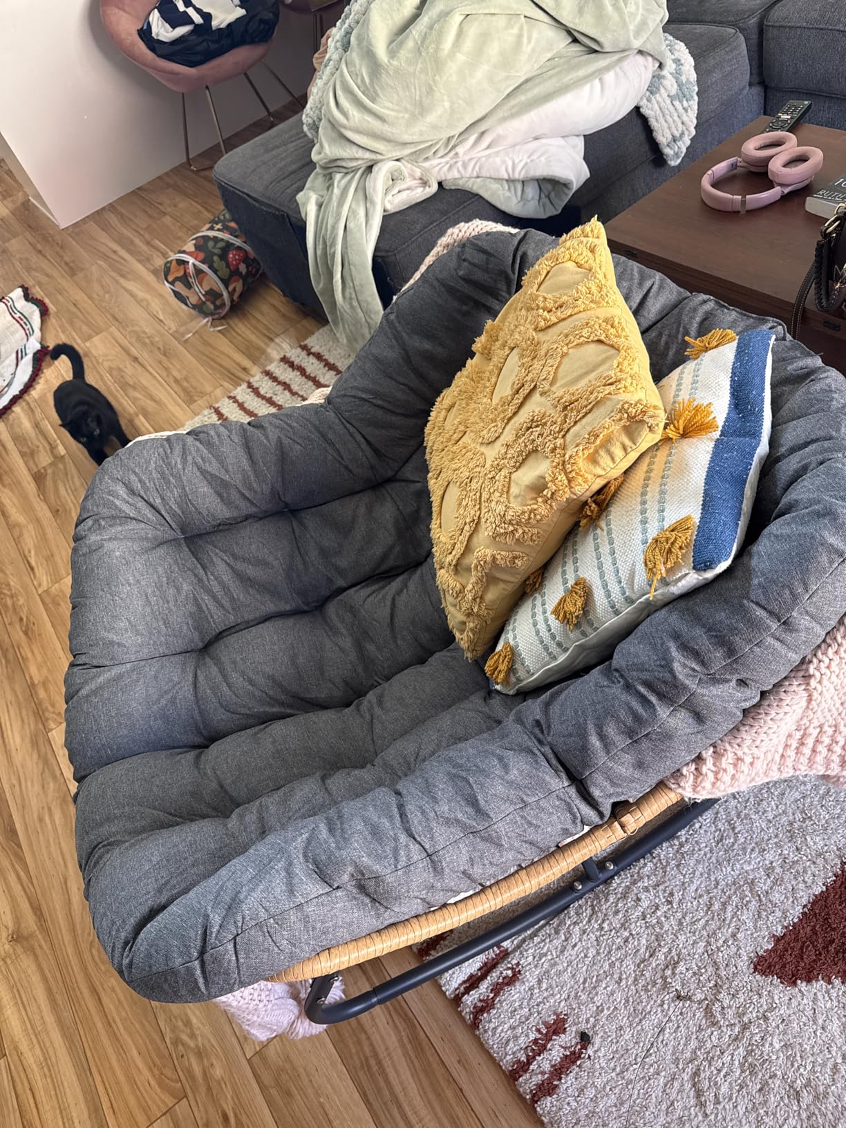 SWITTE Outdoor Rocking Chair, Oversized Patio Papasan Rocker, Comfy Wicker Reading Lounge, Indoor Egg Chair for Bedroom, Living Room, Porch, Garden, Lawn-Dark Grey customer photo 2