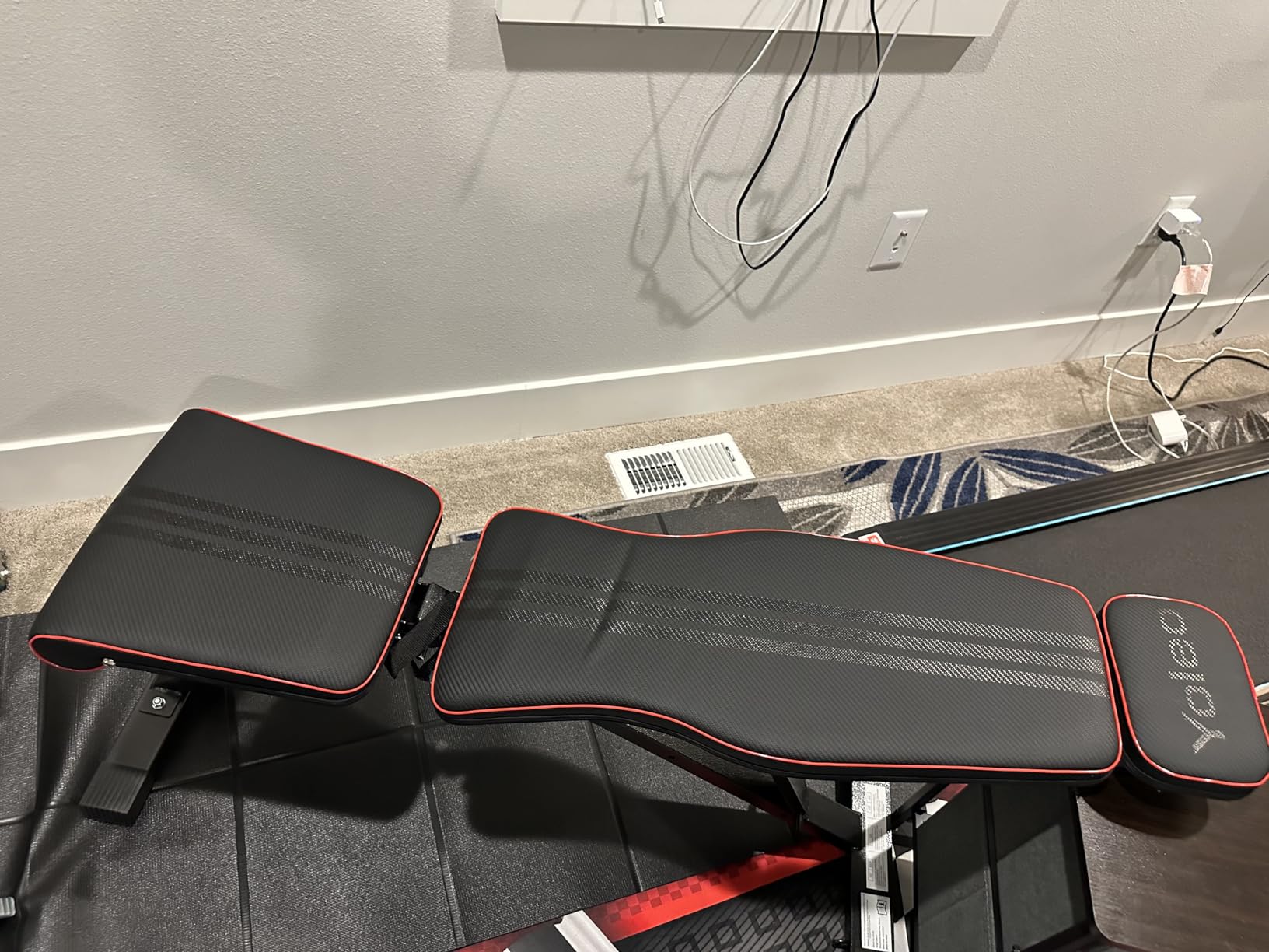 Yoleo Adjustable Weight Bench, 660LB Foldable Workout Bench with Extended Head/Neck Protection/Spine Support for Bench Press, Fast Folding Incline Decline Flat Bench - Customer Photo 1