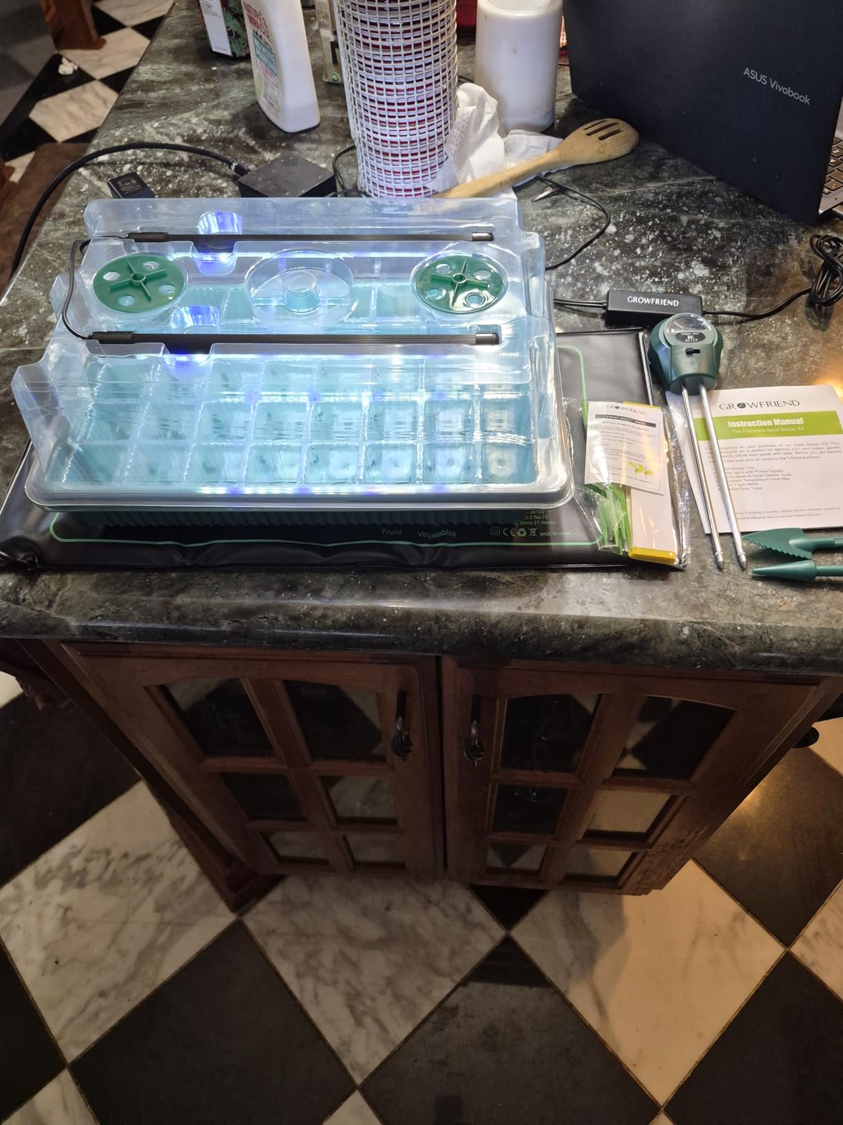 Seed Starter Kit with Grow Lights & Heat Mat - 40-Cell Seed Starter Tray, Humidity Dome, Soil Moisture Meter & Sticky Gnat Traps - Indoor Greenhouse & Plant Propagation Station customer photo 1