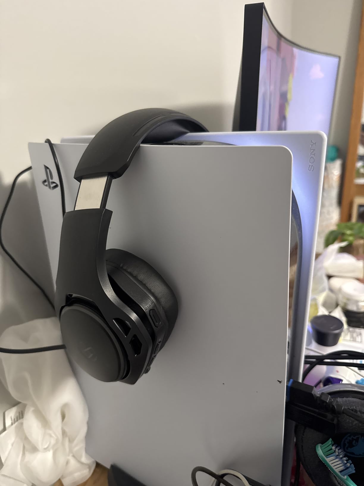 Tatybo Wireless Gaming Headsets for Ps5 Ps4 PC, 2.4GHz USB & Type-C Gaming Headphones, 40H+ Hrs & 7.1 Surround Sound with Noise Canceling Microphone for Switch Phone Customer Review Tatybo Wireless Gaming Headsets for Ps5 Ps4 PC, 2.4GHz USB & Type-C Gaming Headphones, 40H+ Hrs & 7.1 Surround Sound with Noise Canceling Microphone for Switch Phone - Customer Photo 1