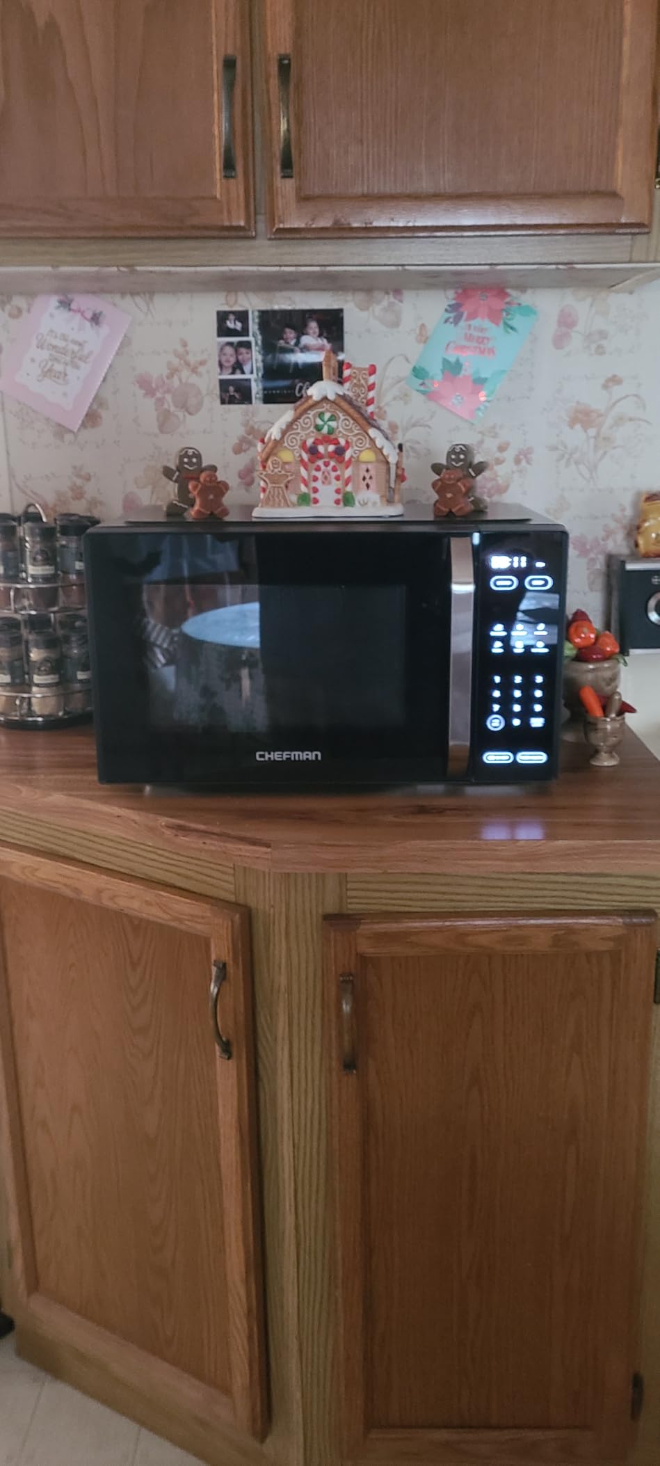 Chefman Countertop Microwave Oven 0.9 Cu. Ft. Digital Stainless Steel Microwave 900 Watt with 6 Presets, Eco Mode, Mute Option, Memory Function, Child Safety Lock, Kitchen, Home, Dorm Essentials - Customer Photo 1