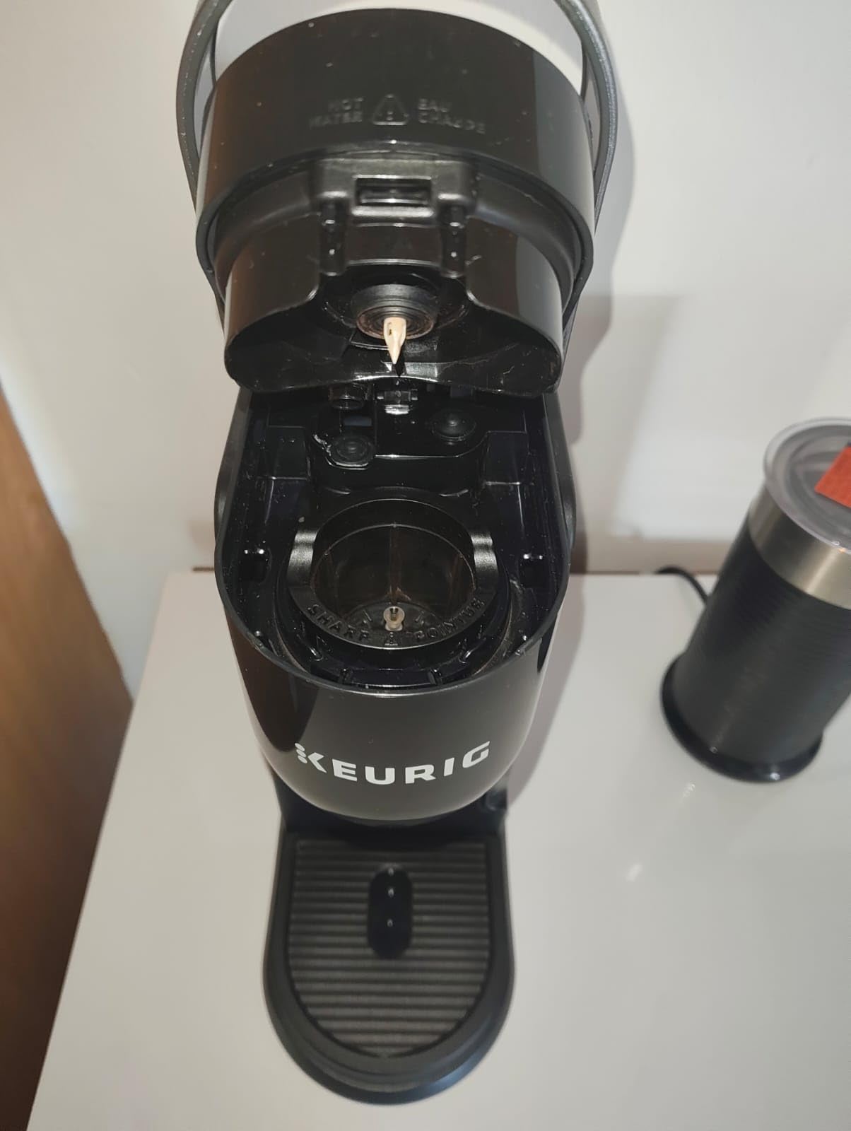 Keurig K-Café Barista Bar Single Serve Coffee Maker and Frother, with 3 Brew Sizes, Hot and Cold Coffee Capabilities, 2oz Coffee Shot Button, Black - Customer Photo 1