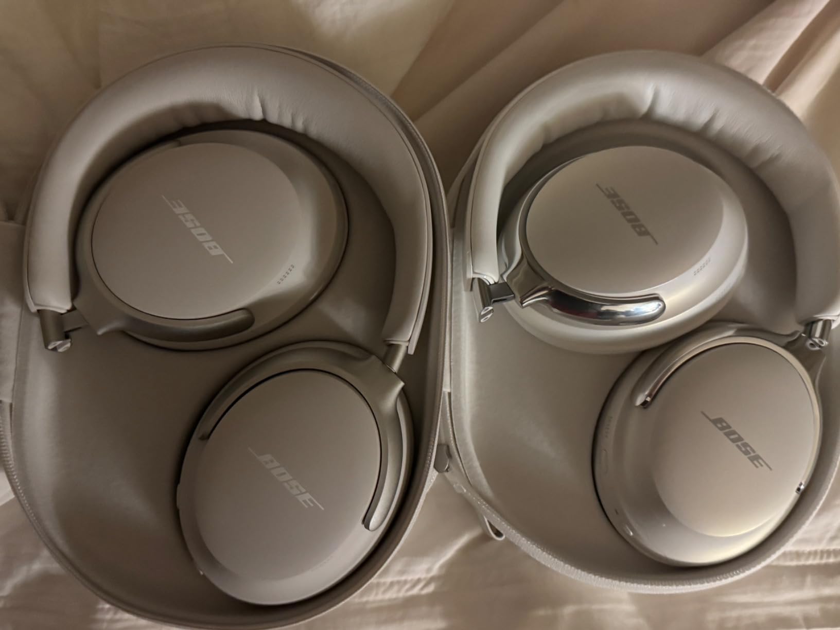 Bose QuietComfort Ultra Bluetooth Headphones, Wireless Headphones with Spatial Audio, Over Ear Noise Cancelling with Mic, Up to 24 Hours of Playtime, Black Customer Review Bose QuietComfort Ultra Bluetooth Headphones, Wireless Headphones with Spatial Audio, Over Ear Noise Cancelling with Mic, Up to 24 Hours of Playtime, Black - Customer Photo 3