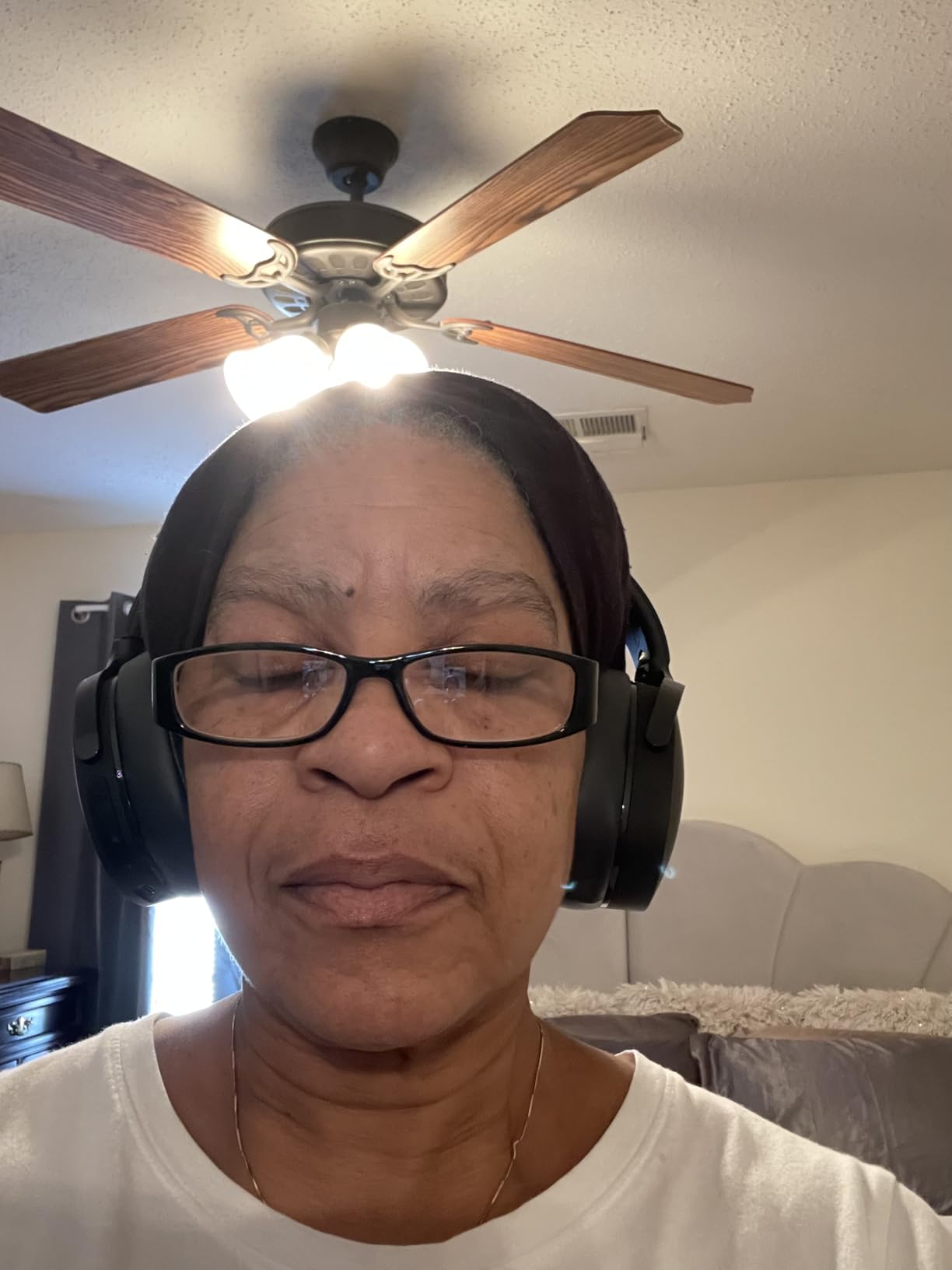 Skullcandy Hesh ANC Wireless Over-Ear Bluetooth Headphones with Extra USB-C Charging Cable, Active Noise Canceling, 22 Hrs Battery, Foldable Lightweight Design, Microphone iPhone Android - Mod White Customer Review Skullcandy Hesh ANC Wireless Over-Ear Bluetooth Headphones with Extra USB-C Charging Cable, Active Noise Canceling, 22 Hrs Battery, Foldable Lightweight Design, Microphone iPhone Android - Mod White - Customer Photo 1