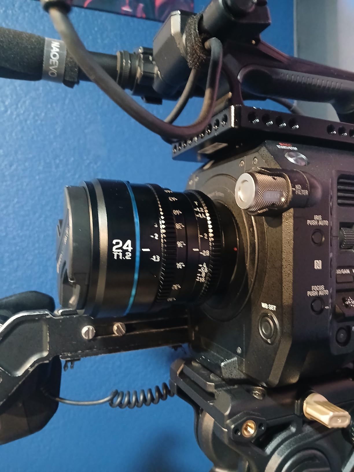 Sirui Night Walker 35mm S35 Manual Focus Cine Lens T1.2 Large Aperture for E Mount Customer Review Sirui Night Walker 35mm S35 Manual Focus Cine Lens T1.2 Large Aperture for E Mount - Customer Photo 1