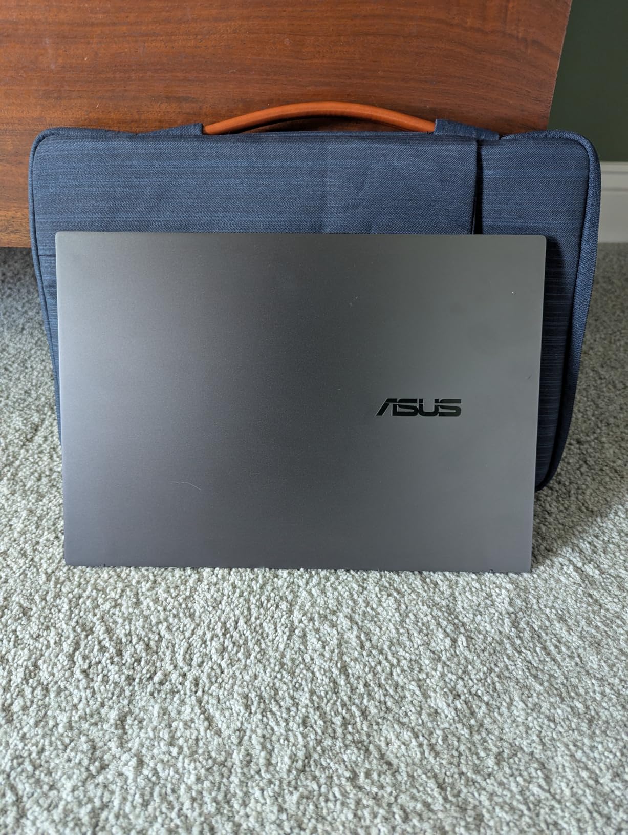 Asus ZenBook 14 Pro oled Q415 Business Laptop (14 Asus ZenBook 14 Pro oled Q415 Business Laptop (14