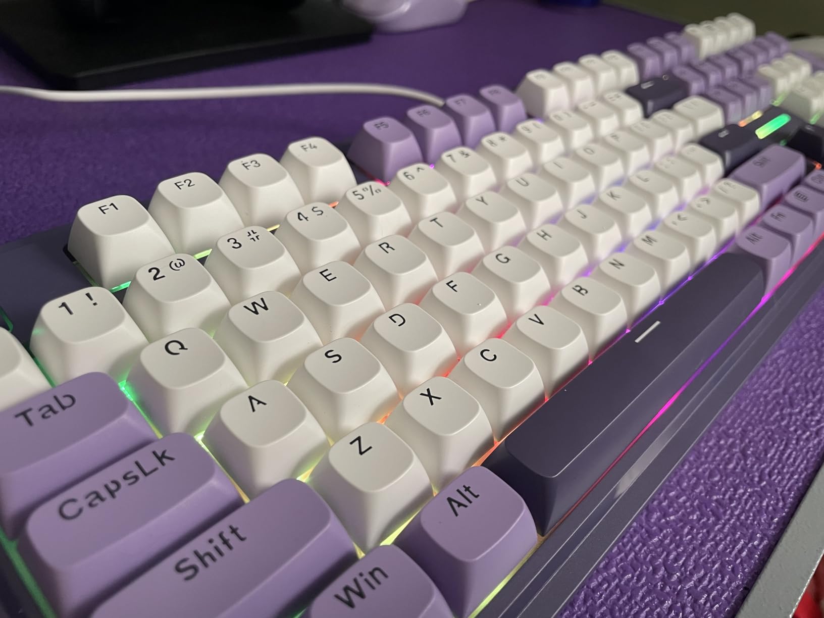 Redragon K668 RGB Gaming Keyboard, 108 Keys Wired Mechanical Keyboard w/Extra 4 Hotkeys, Sound Absorbing Foams, Upgraded Hot-swappable Socket, Mixed Color Keycaps x 2 Sets, Red Switch customer photo 2