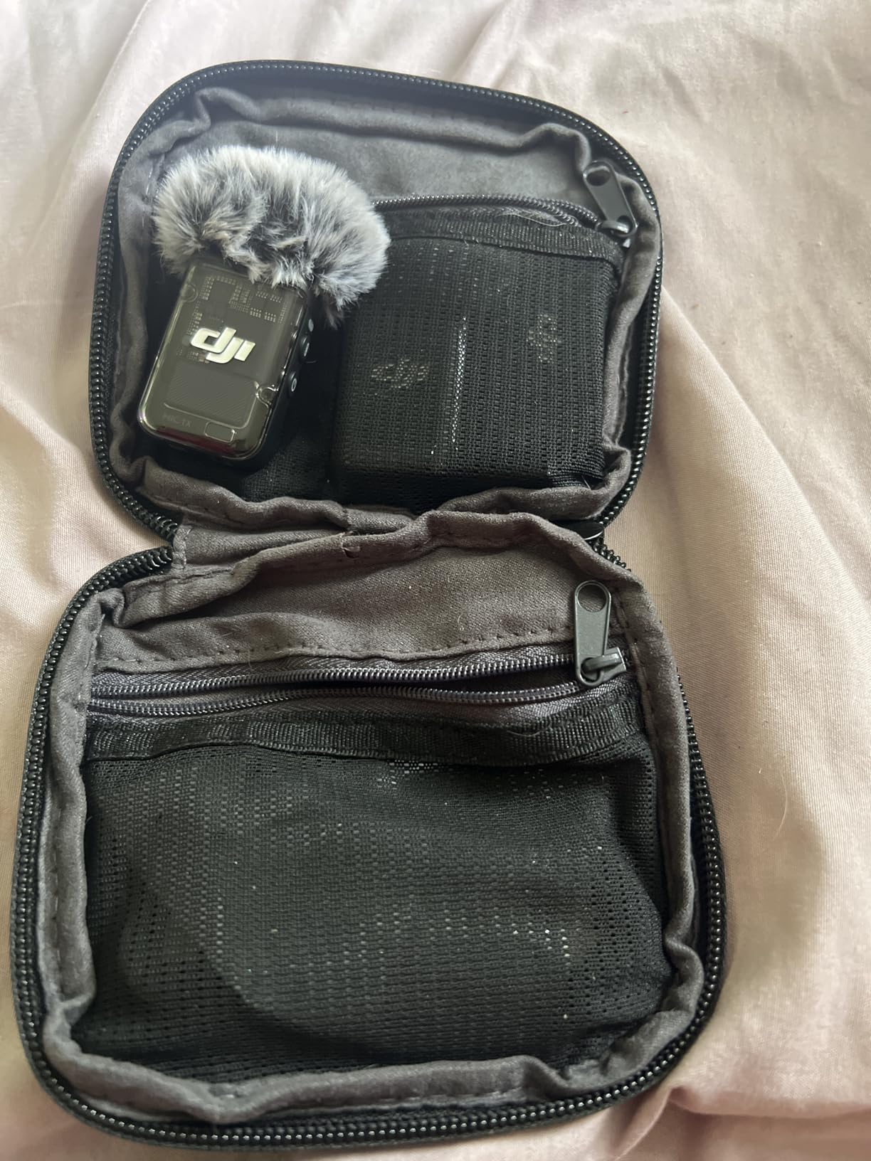 DJI Mic 2 (2 TX + 1 RX + Charging Case), All-in-one Wireless Microphone, Intelligent Noise Cancelling, 32-bit Float Internal Recording, 250m (820 ft.) Range, Microphone for iPhone, Android, Camera customer photo 2