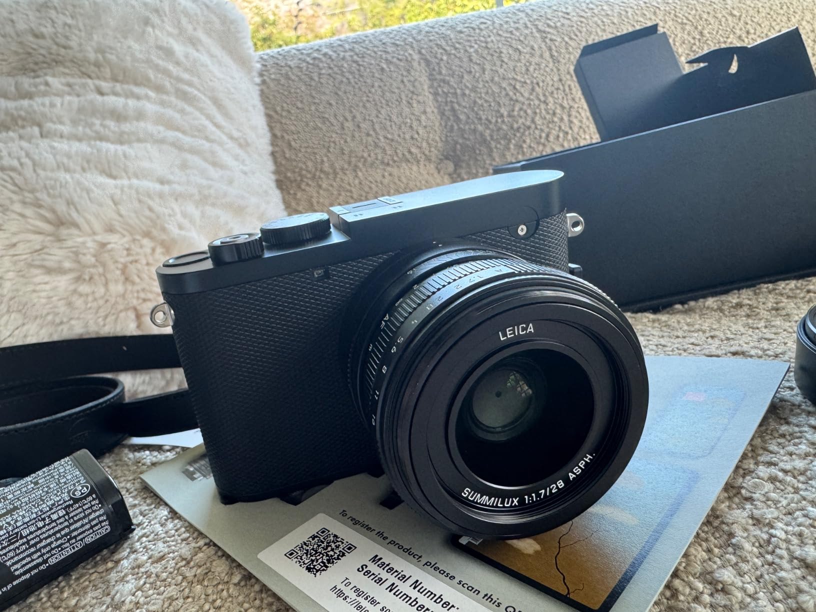 Leica Q3 Digital Camera 19080 *OPEN BOX* - Customer Photo 1