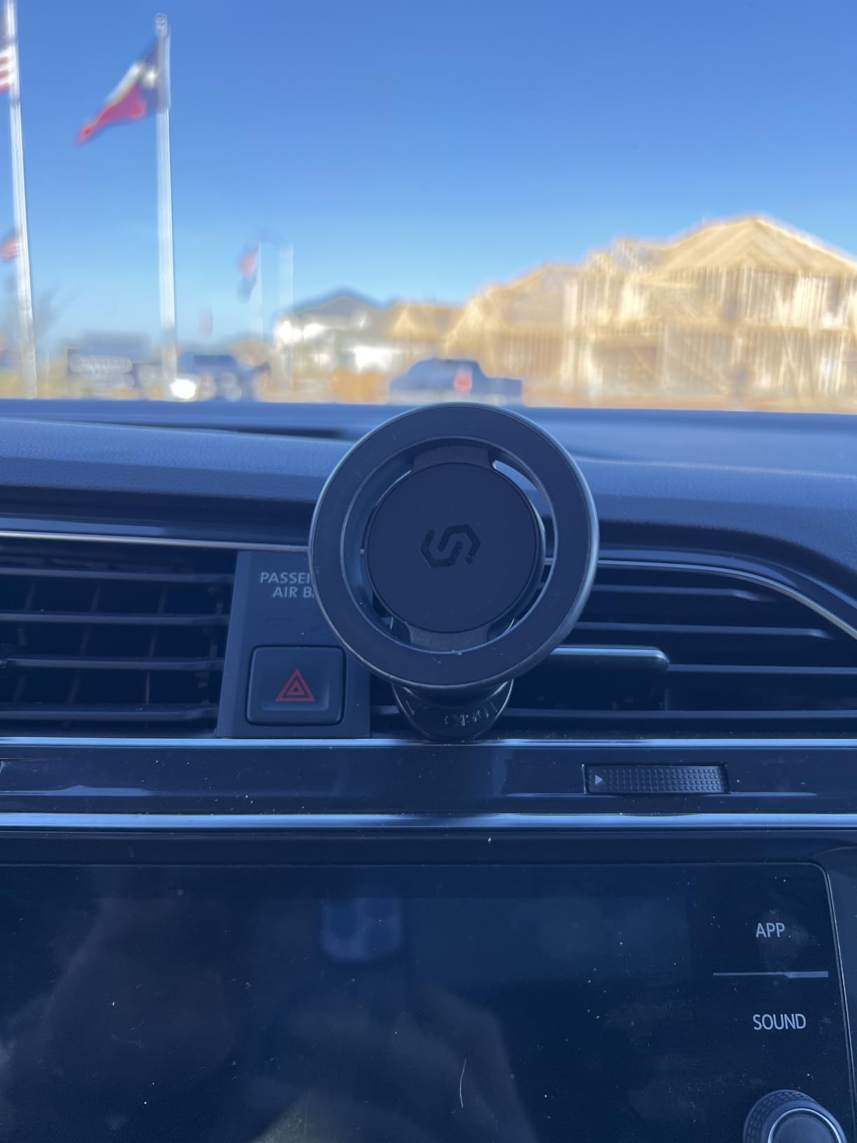 SYNCWIRE for MagSafe Car Mount, Flexible Rotation Magnetic Phone Holder for Car Vent, Hands Free Car Air Vent Phone Holder Clip Universal Compatible with iPhone 17 Pro Max 16 15 14 13 12 MagSafe Case Customer Review SYNCWIRE for MagSafe Car Mount, Flexible Rotation Magnetic Phone Holder for Car Vent, Hands Free Car Air Vent Phone Holder Clip Universal Compatible with iPhone 17 Pro Max 16 15 14 13 12 MagSafe Case - Customer Photo 2
