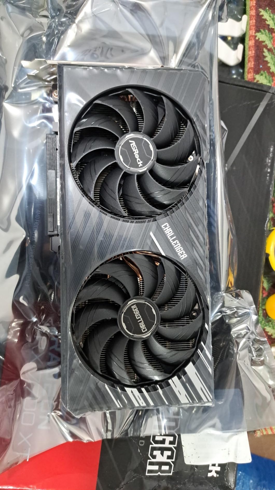 AMD Radeon RX 7700 XT Challenger 12GB GDDR6 192-bit 0dB Silent Cooling 7680 x 4320 DisplayPort HDMI LED Indicator 18Gbps Dual Fan Graphics Card customer photo 1