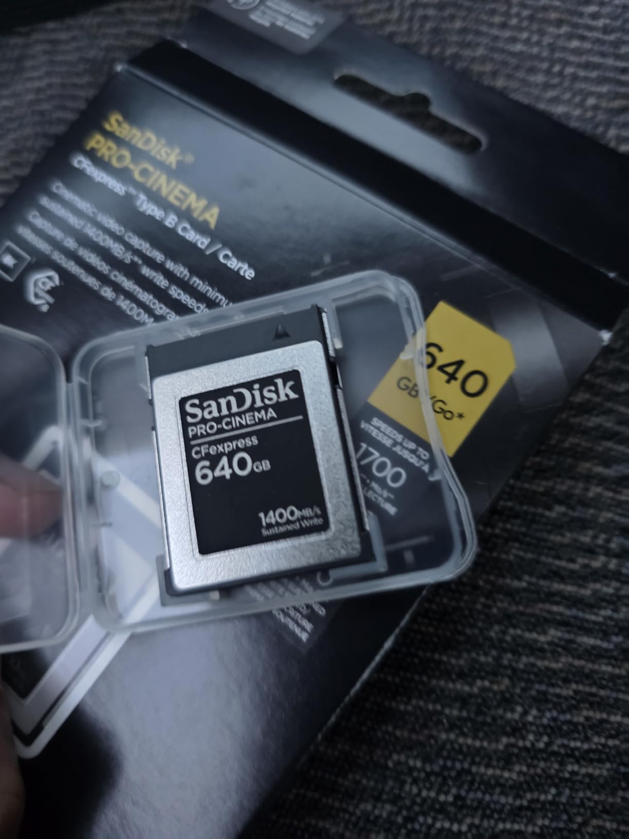 SanDisk 320GB PRO-Cinema CFexpress Type B - Up to 1700MB/s Read Speeds, 8K Video Capture - Customer Photo 1