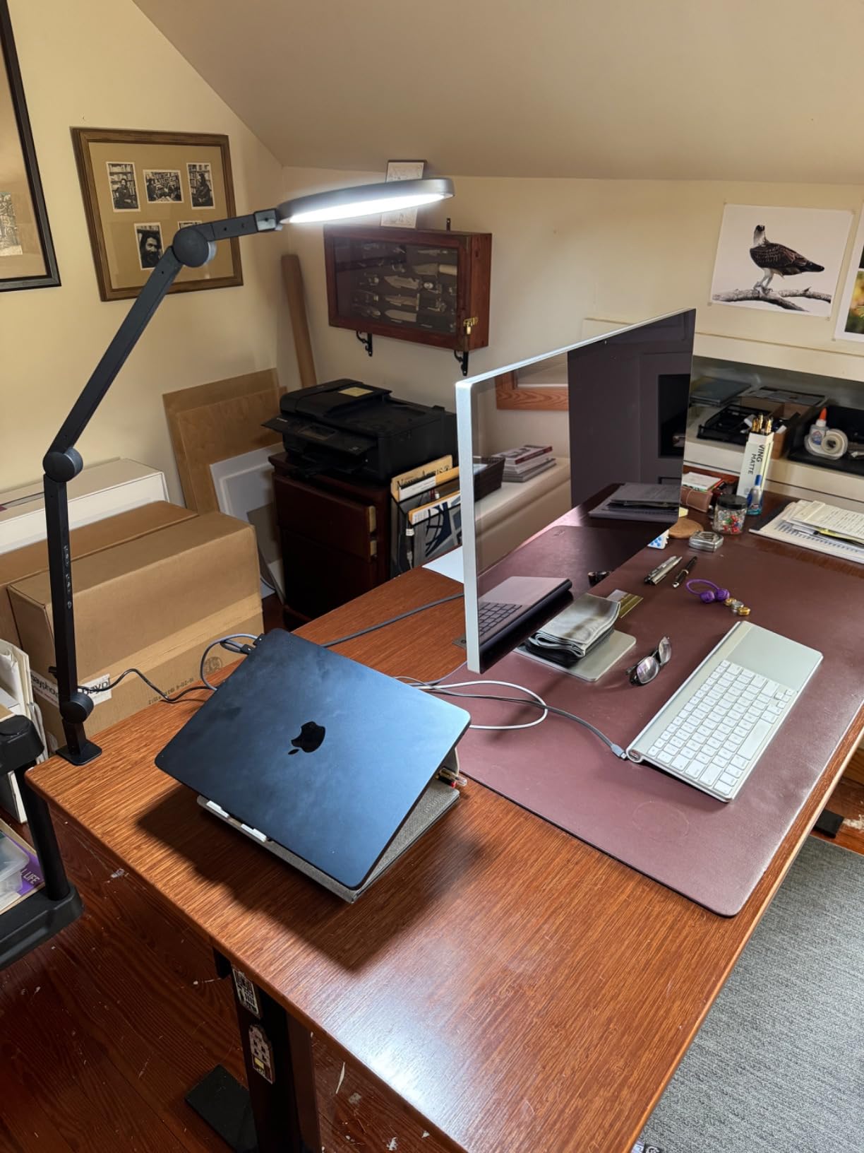 Lume Cube Edge Light 2.0 Bi-Color LED Desk Lamp - Black Customer Review Lume Cube Edge Light 2.0 Bi-Color LED Desk Lamp - Black - Customer Photo 1