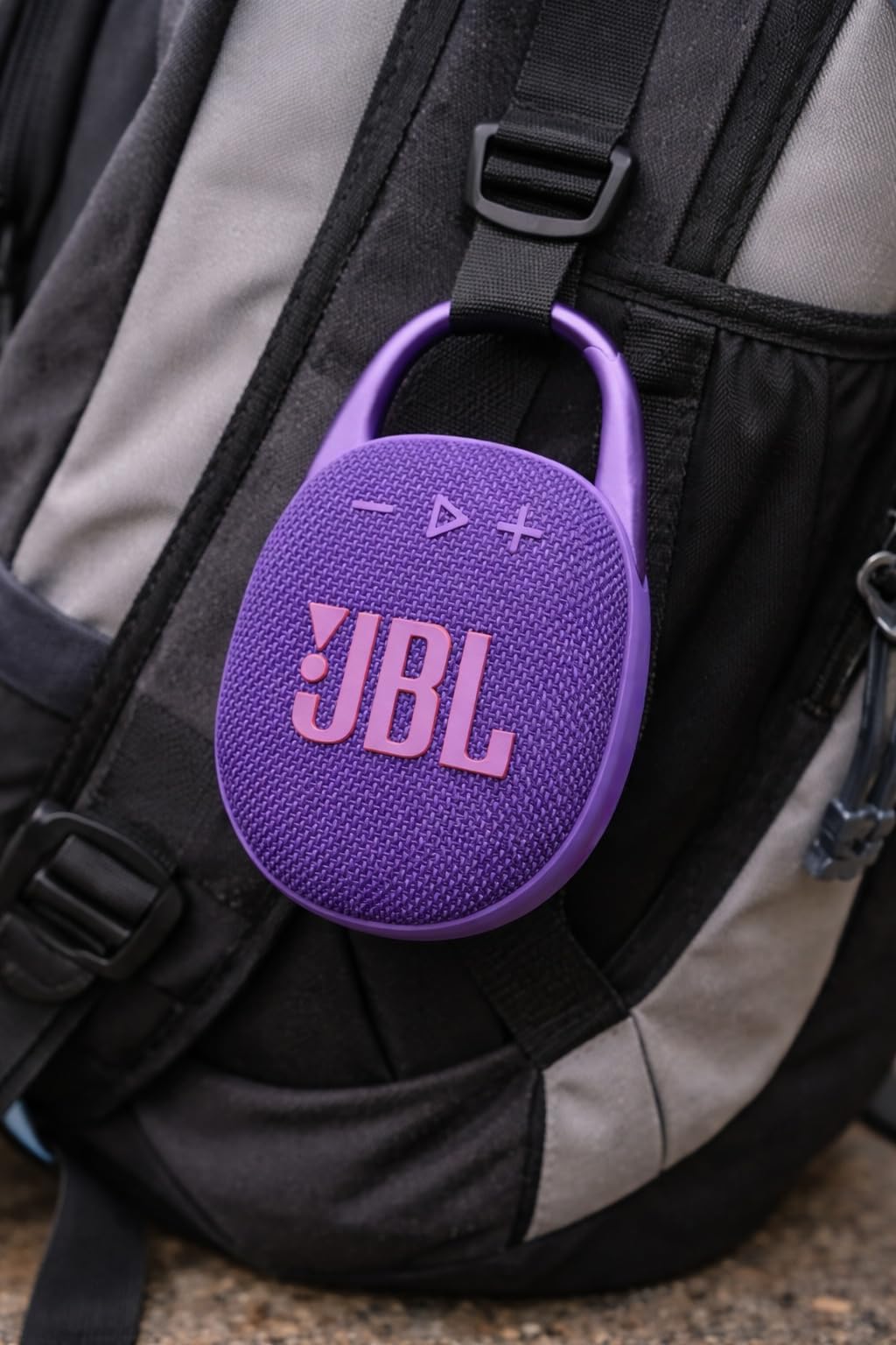 JBL Clip 5 - Ultra-Portable, Waterproof & Dustproof Bluetooth Speaker, Big JBL Pro Sound with Punchy bass, Integrated Carabiner, Up to 12 Hours of Playtime, Made in Part with Recycled Materials (Black) Customer Review JBL Clip 5 - Ultra-Portable, Waterproof & Dustproof Bluetooth Speaker, Big JBL Pro Sound with Punchy bass, Integrated Carabiner, Up to 12 Hours of Playtime, Made in Part with Recycled Materials (Black) - Customer Photo 2